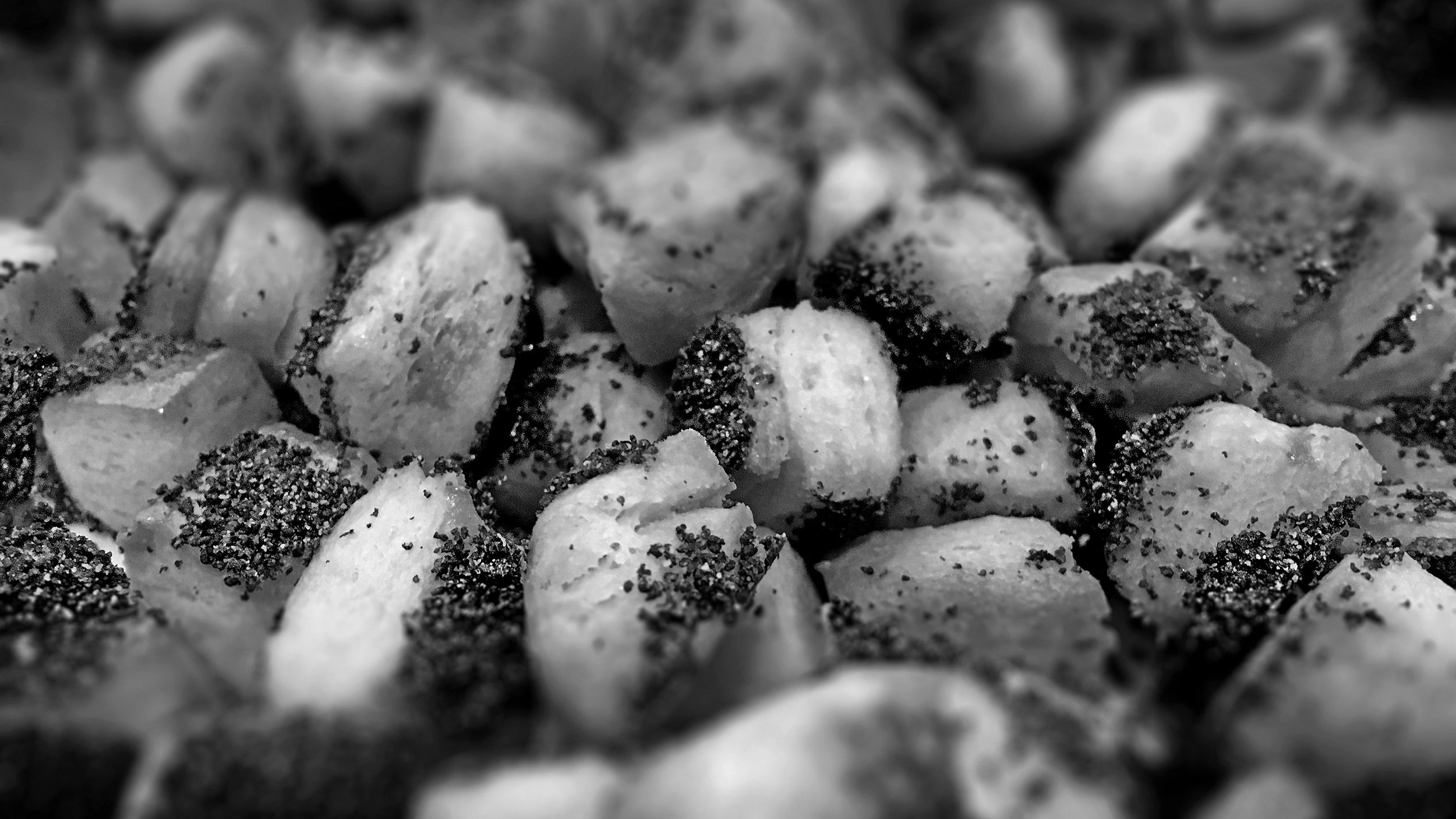 Catering_Food_24_Welcome_Sós_Tea_Mákos_2560X1440_BW.jpg