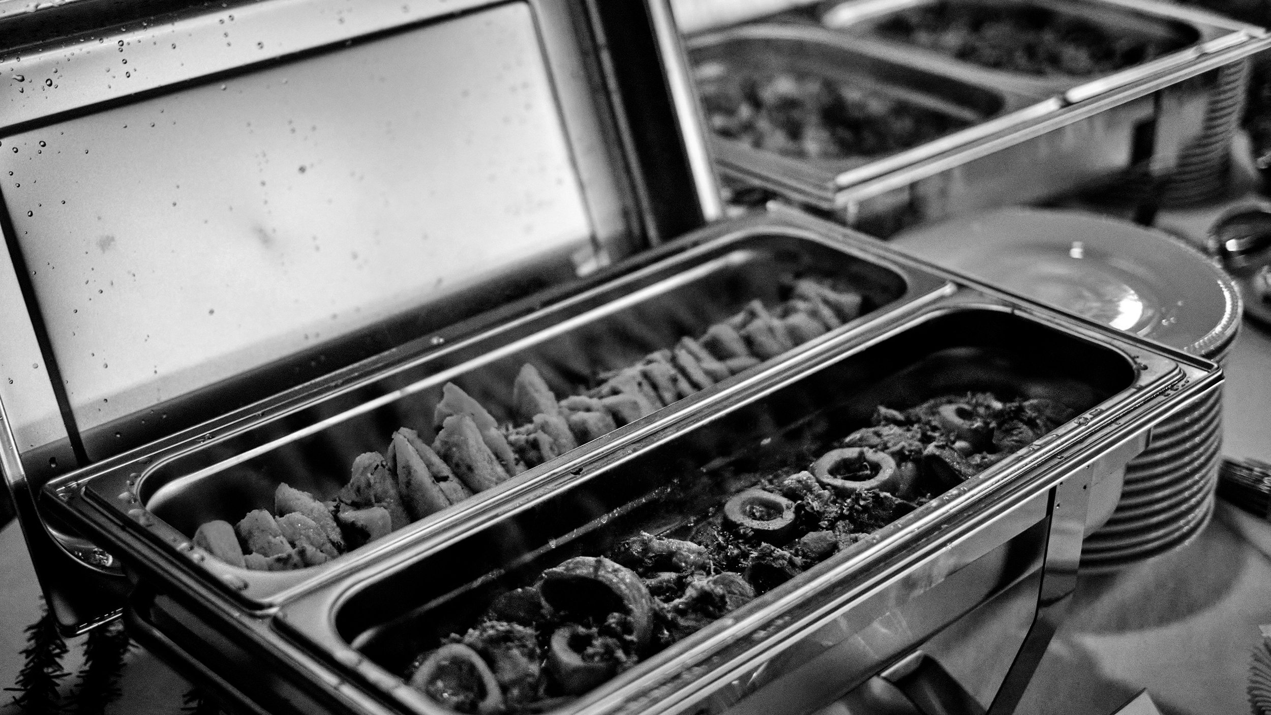 Catering_Food_02_Chaving_2560x1440_BW.jpg