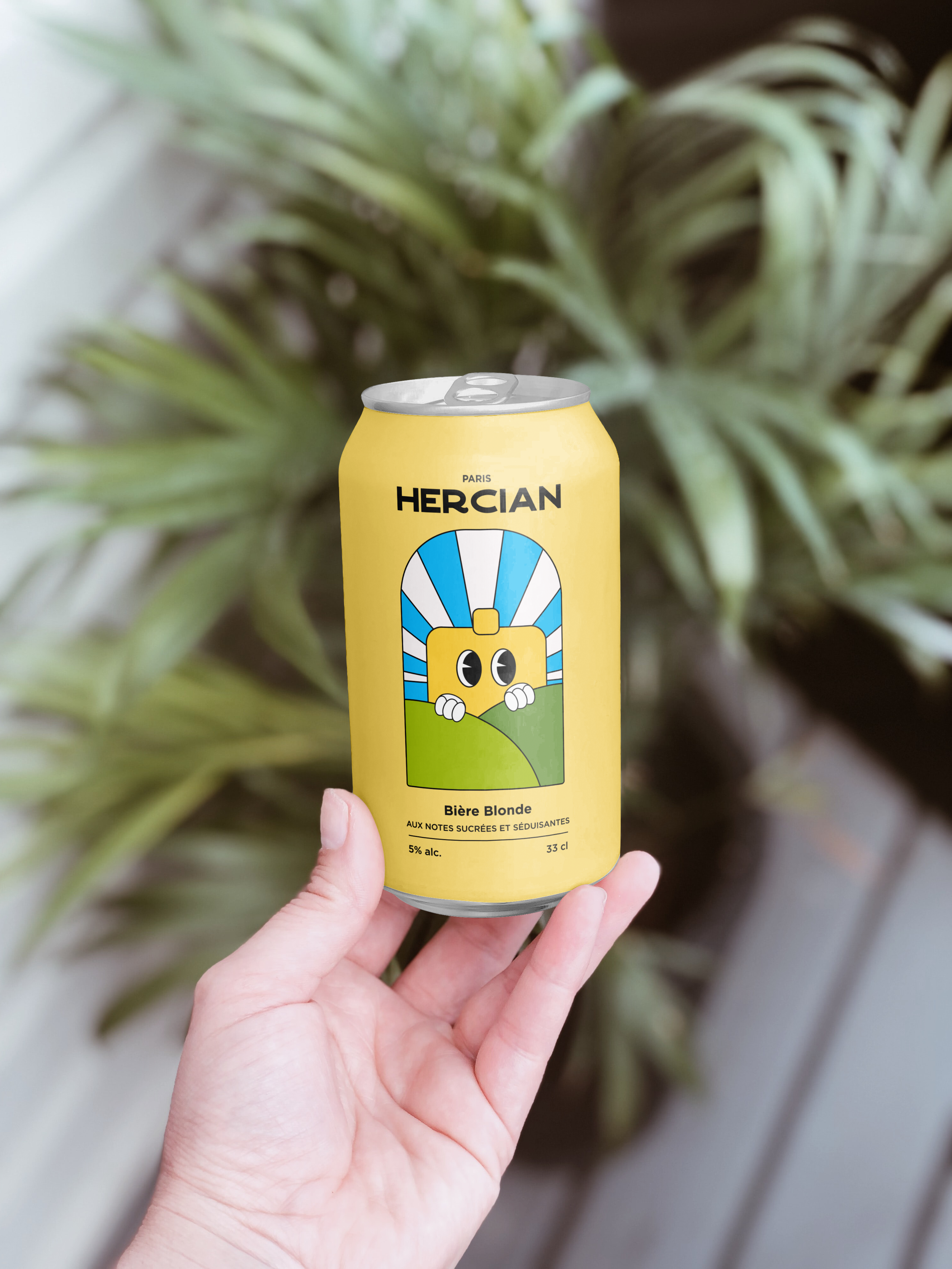Mockup Hand B. 1.png