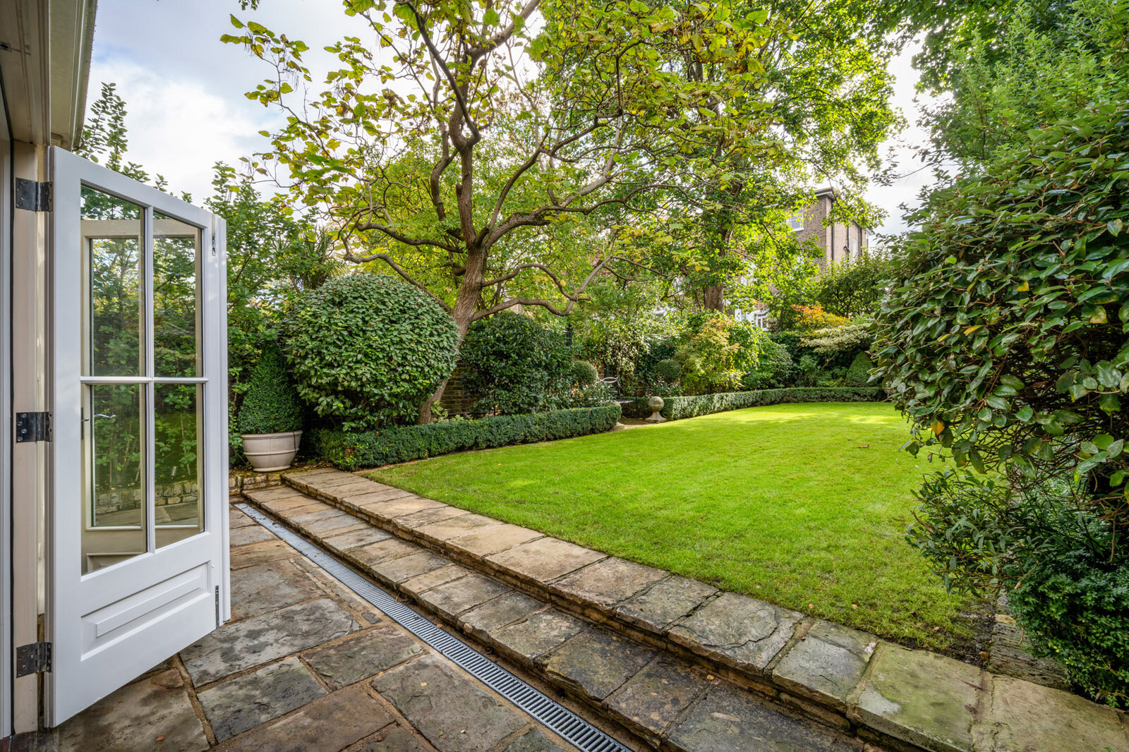 73 Clifton Hill London NW8 - Client: Savills - Photo by Joas Souza