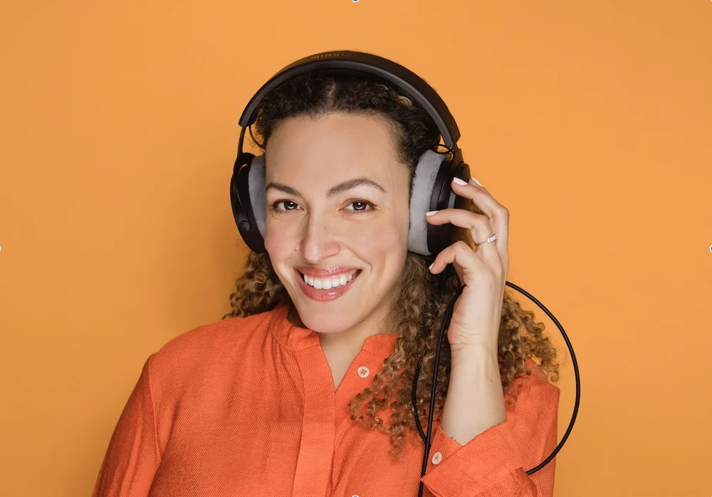 Hannah Joelle | British &amp; Saudi Female Voice Actor | Arab Accented English