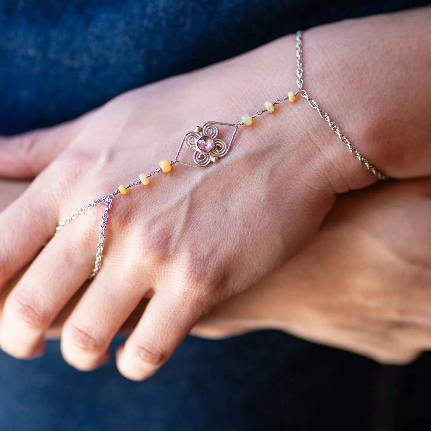 Sacred Heart Hand Chain