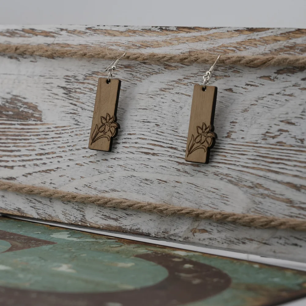 Lilly Banner — L.E. Liggett