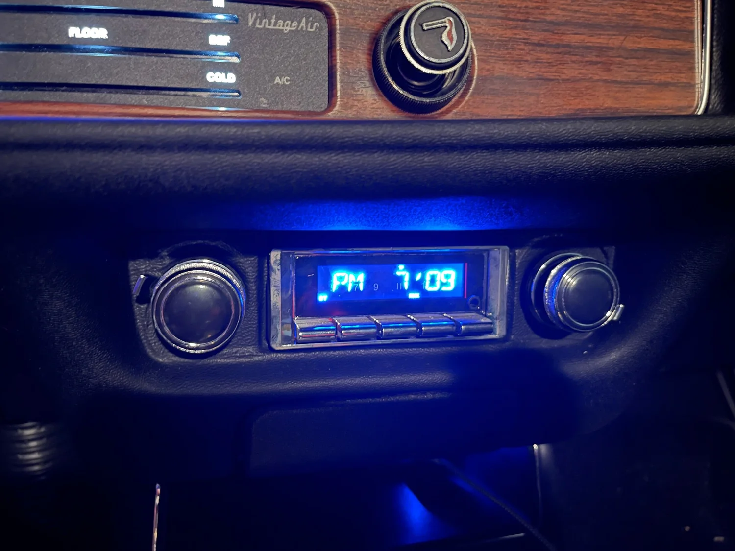 Custom 2024 autosound 740