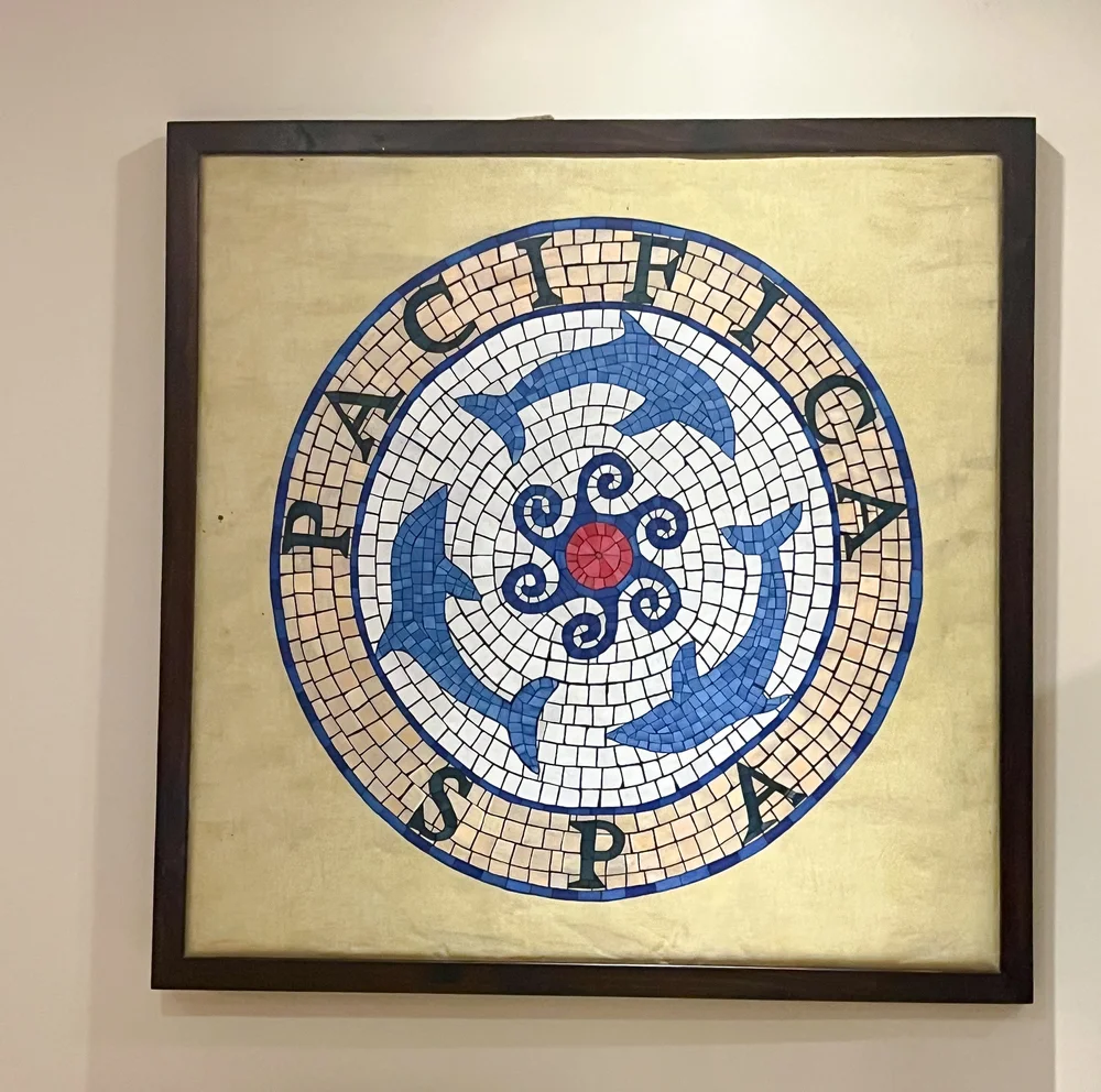 parador spa sign.JPEG