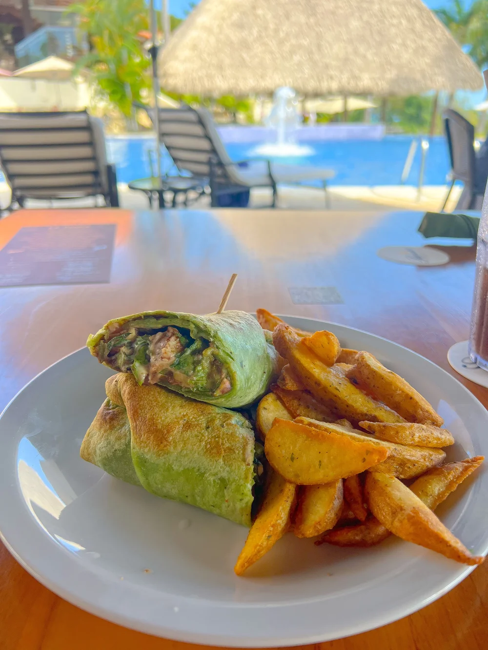 Parador Poolside lunch.JPEG