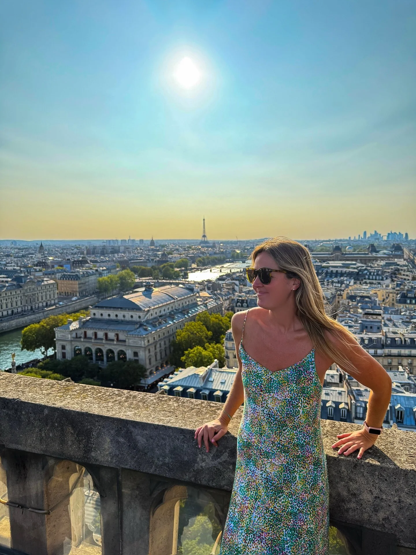 ✨ Moments of Gratitude - Paris edition 🇫🇷❤️

🏰Toured &amp; climbed Tour Saint Jacques and took in the most incredible views of Paris. 

🎨Visited Montmartre. 

⛪️ Admired the architecture everywhere and visited some of the most beautiful churches.