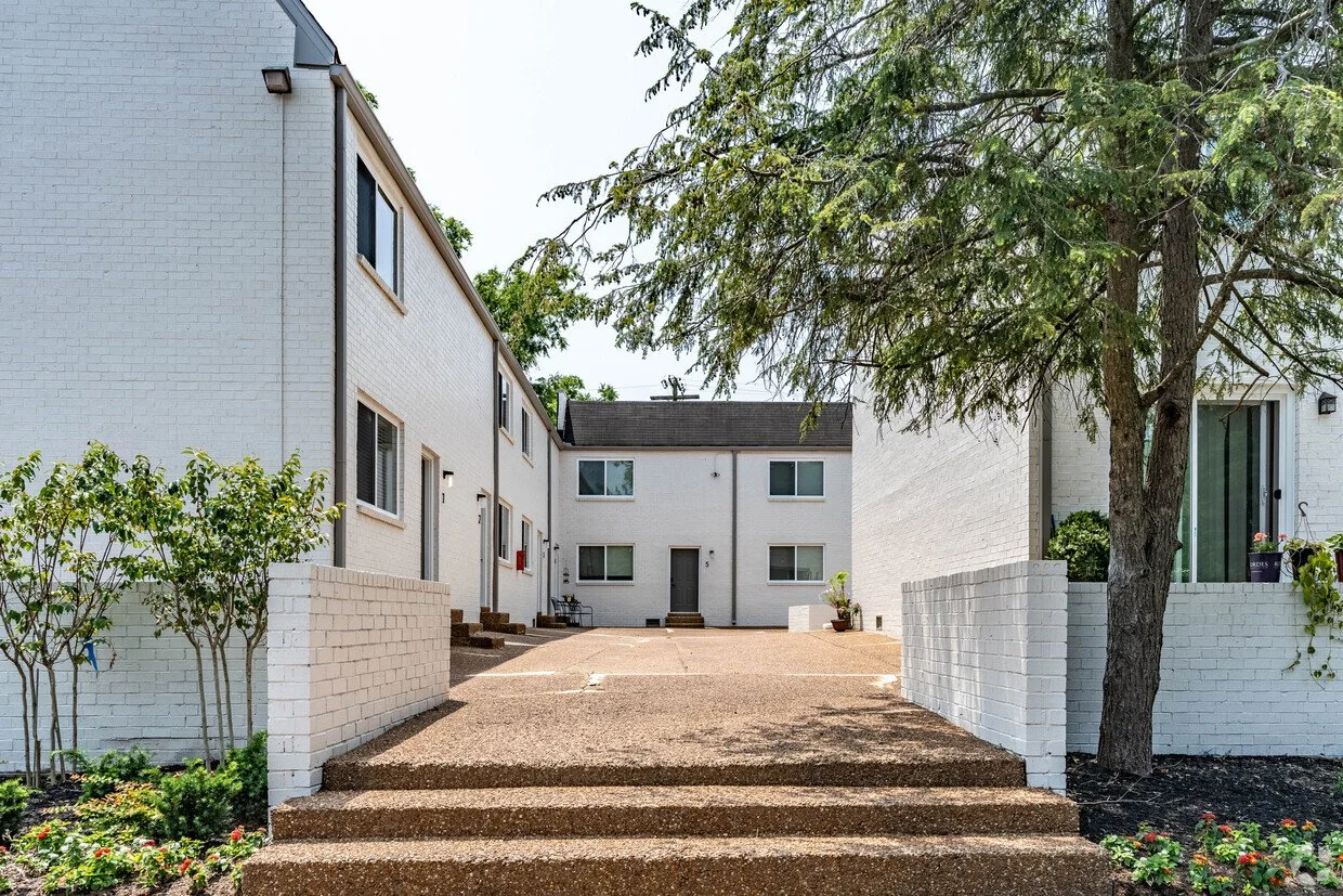 Amenities — 2129 Acklen Avenue