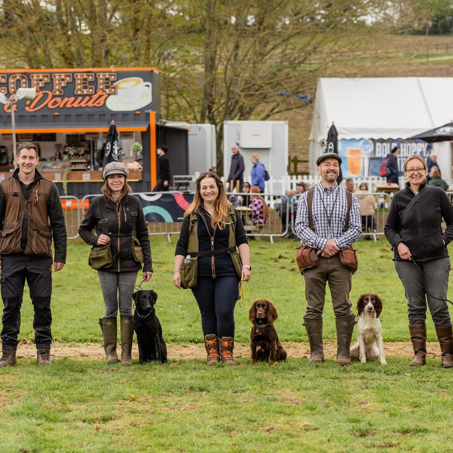 A great day out last weekend at the @dorsetspringshow by kind invitation of fellow instructor Lucy Nolan of @adharadogtraining. Together with Lucy, Cheryl and Joe of @southdowns_dog_services and Richard of @countryhandlers_dogtraining we were part of