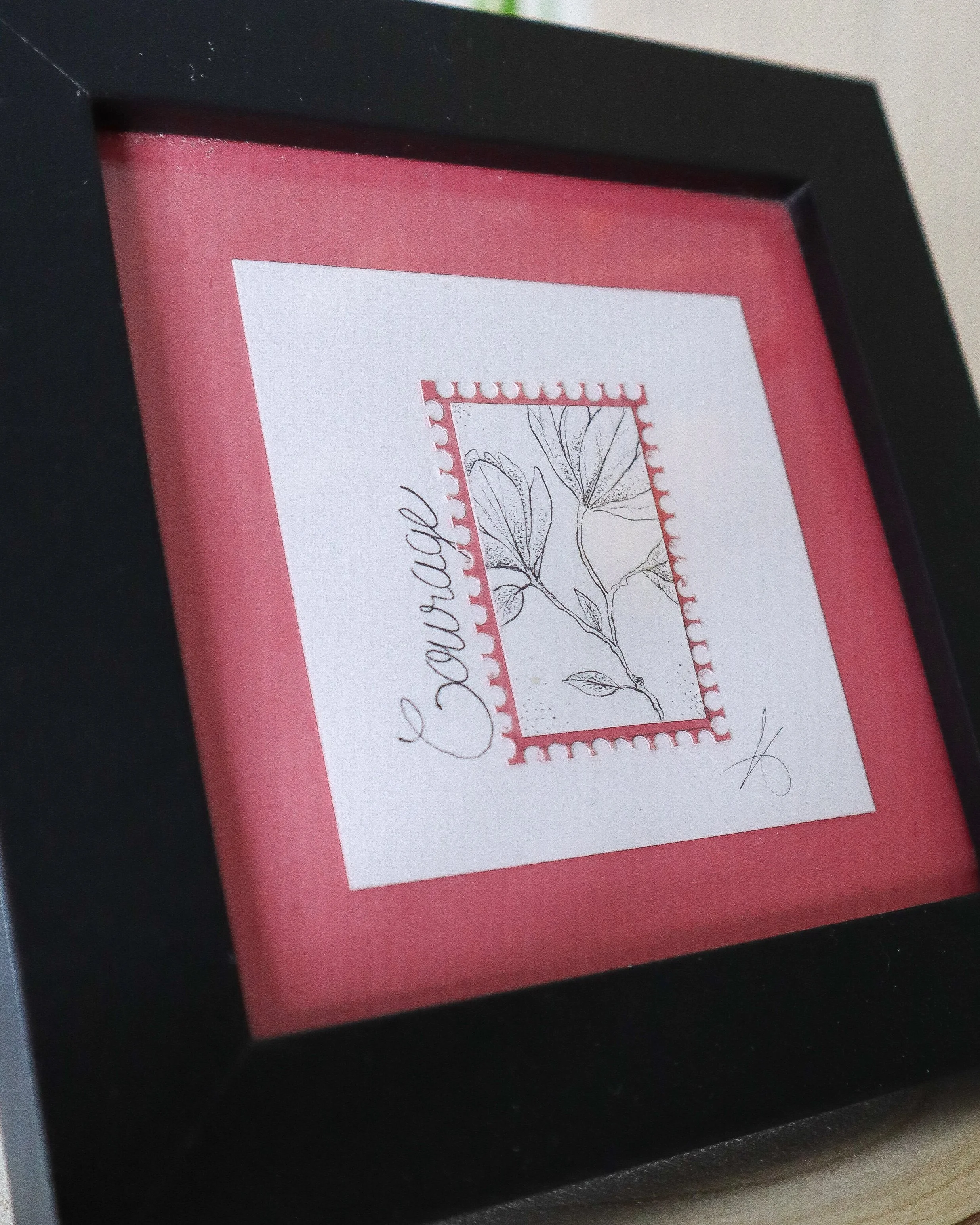 Timbre Floral Pointillisme - Courage - Magnolia - Feutre Noir 10x10 cm