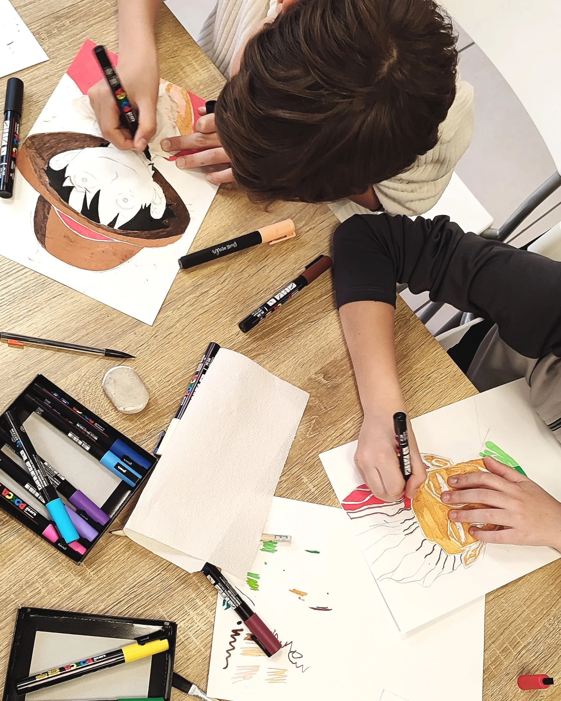 Cours de manga feutre acrylique