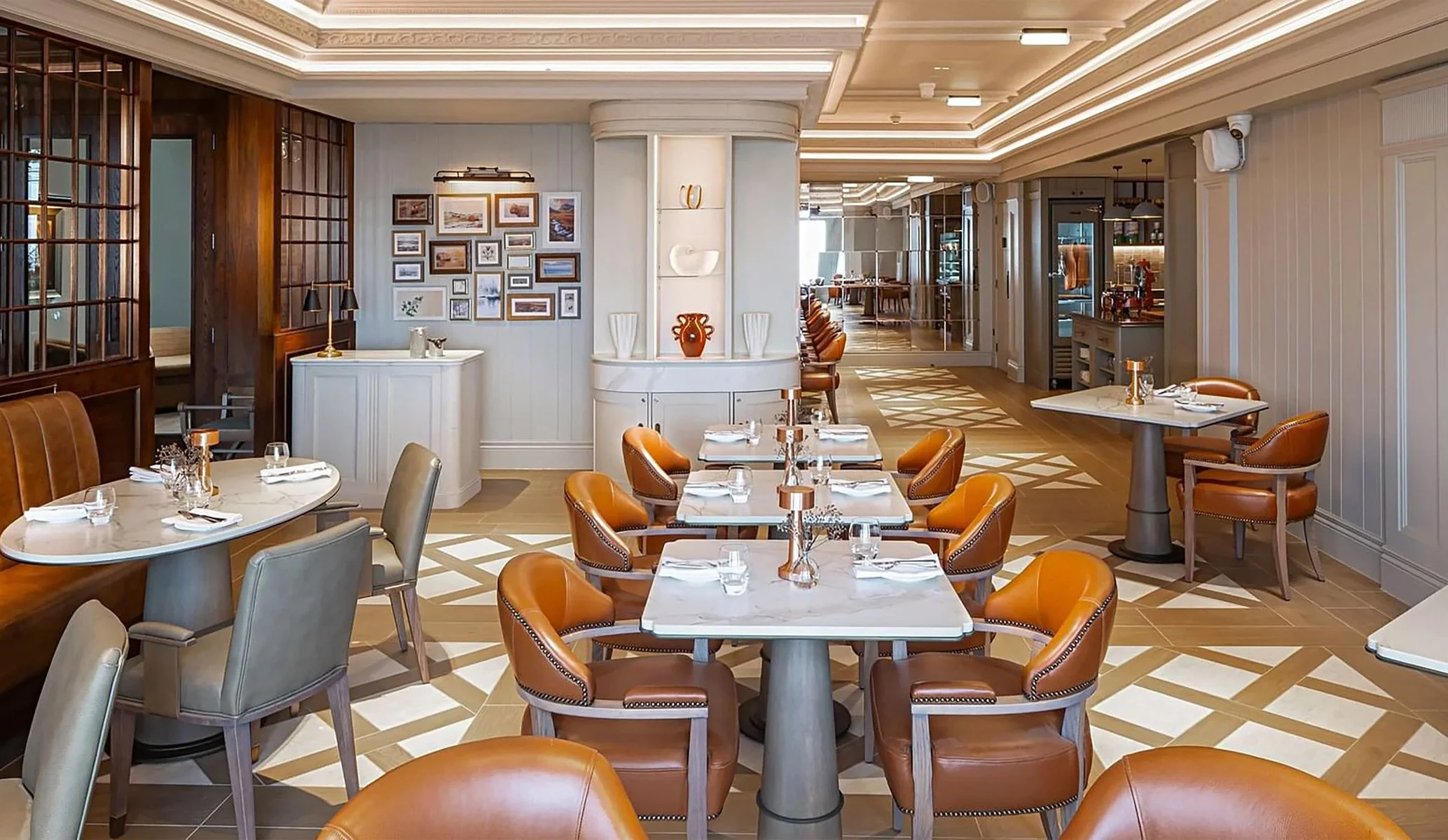 Photograph of the dining room at The Board Room restaurant at Seaton House, St Andrews