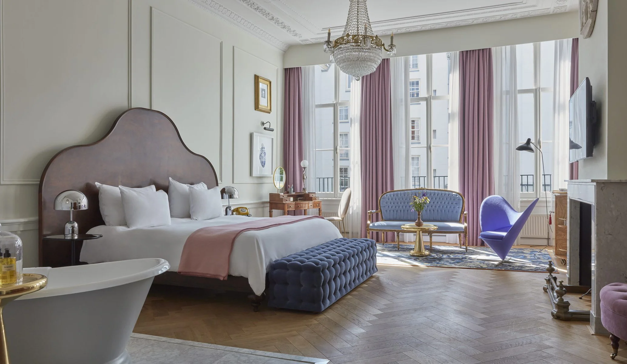 Interior design of a suite at Pulitzer Hotel in Amsterdam