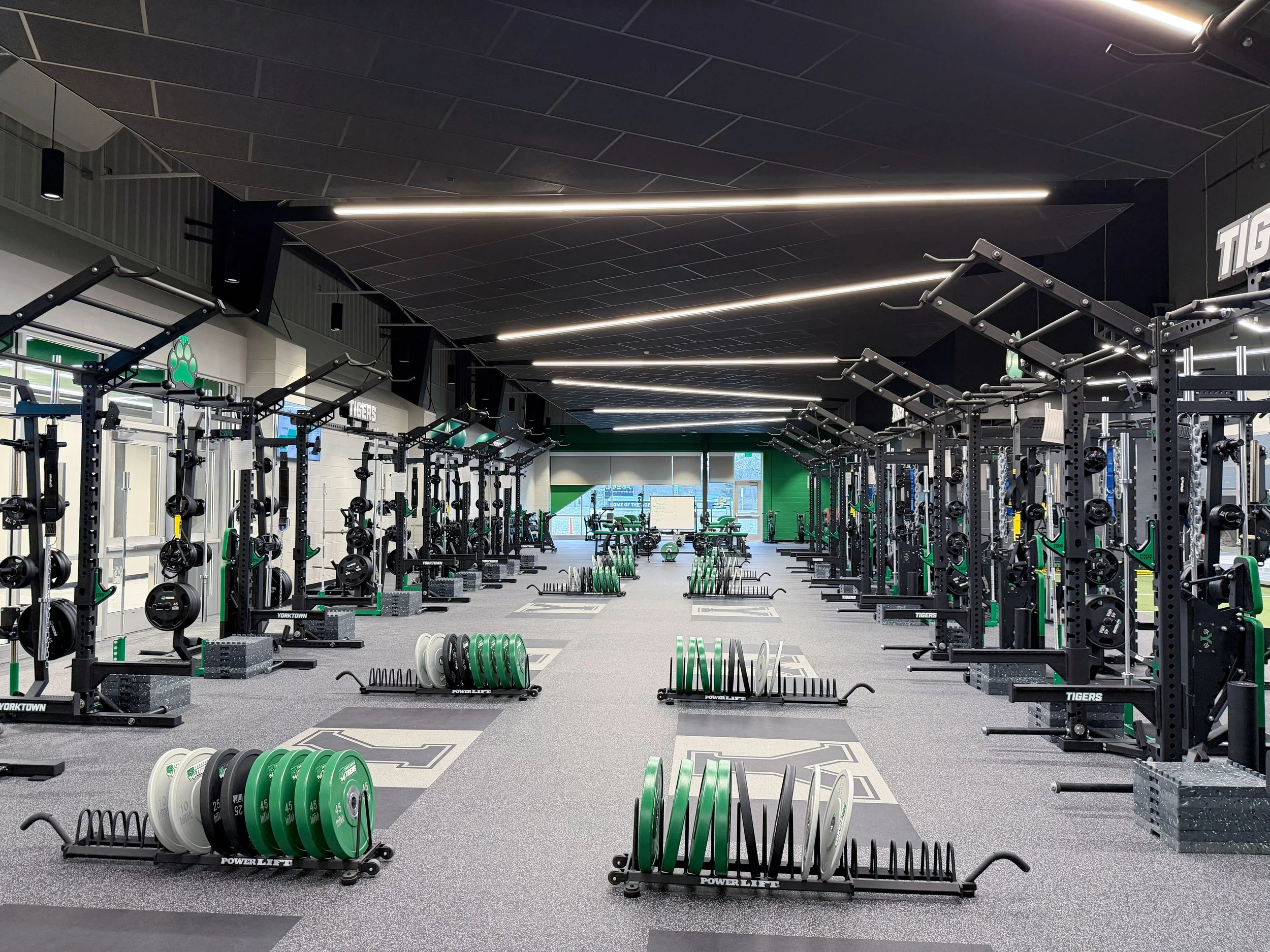 YHS Gym 11.jpg