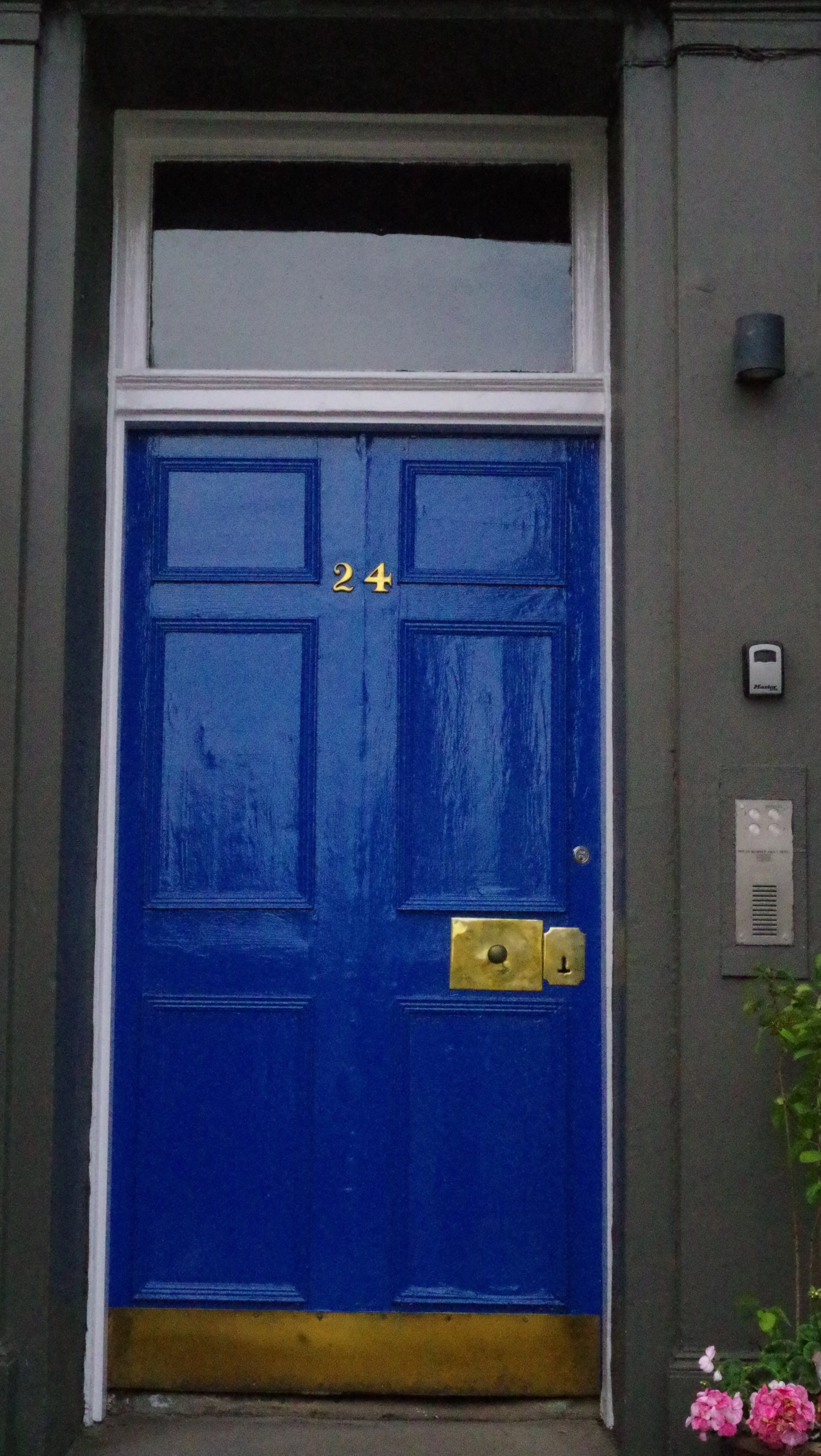  Bright blue door in Scotland 