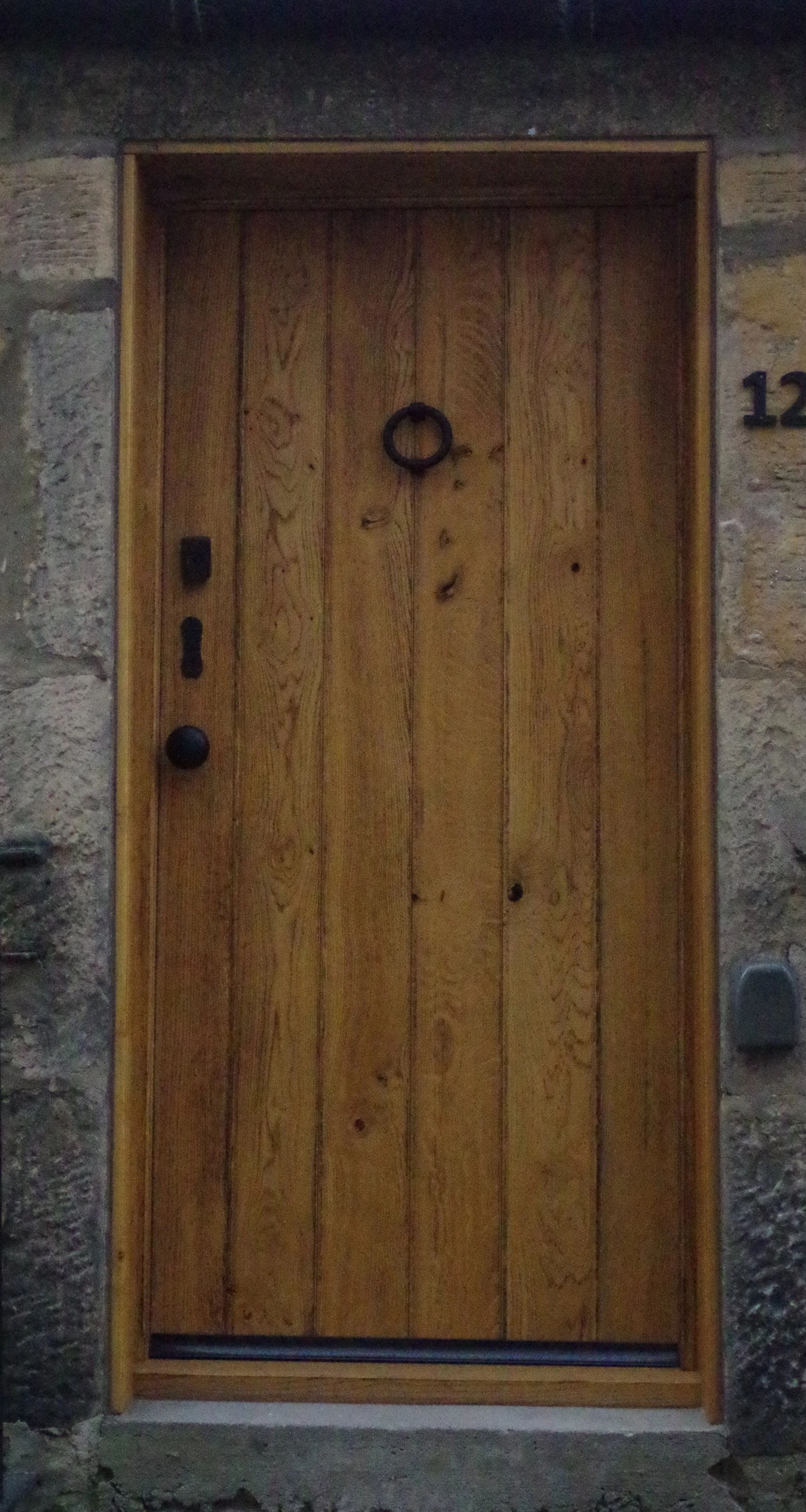  Wooden door in Scotland 