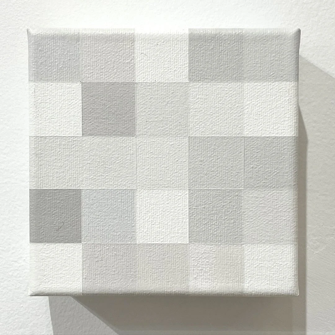 Loving the quietude of this one. White mini 5&rdquo;x5&rdquo;. 🤍

Part of a set of nine. Scroll to see more. ➡️

#hardedgepainting #canadianpainter #minipaintings #hardedgepainter #canadianfineart #jaredloewen #jaredloewenfineart #happythanksgivingd