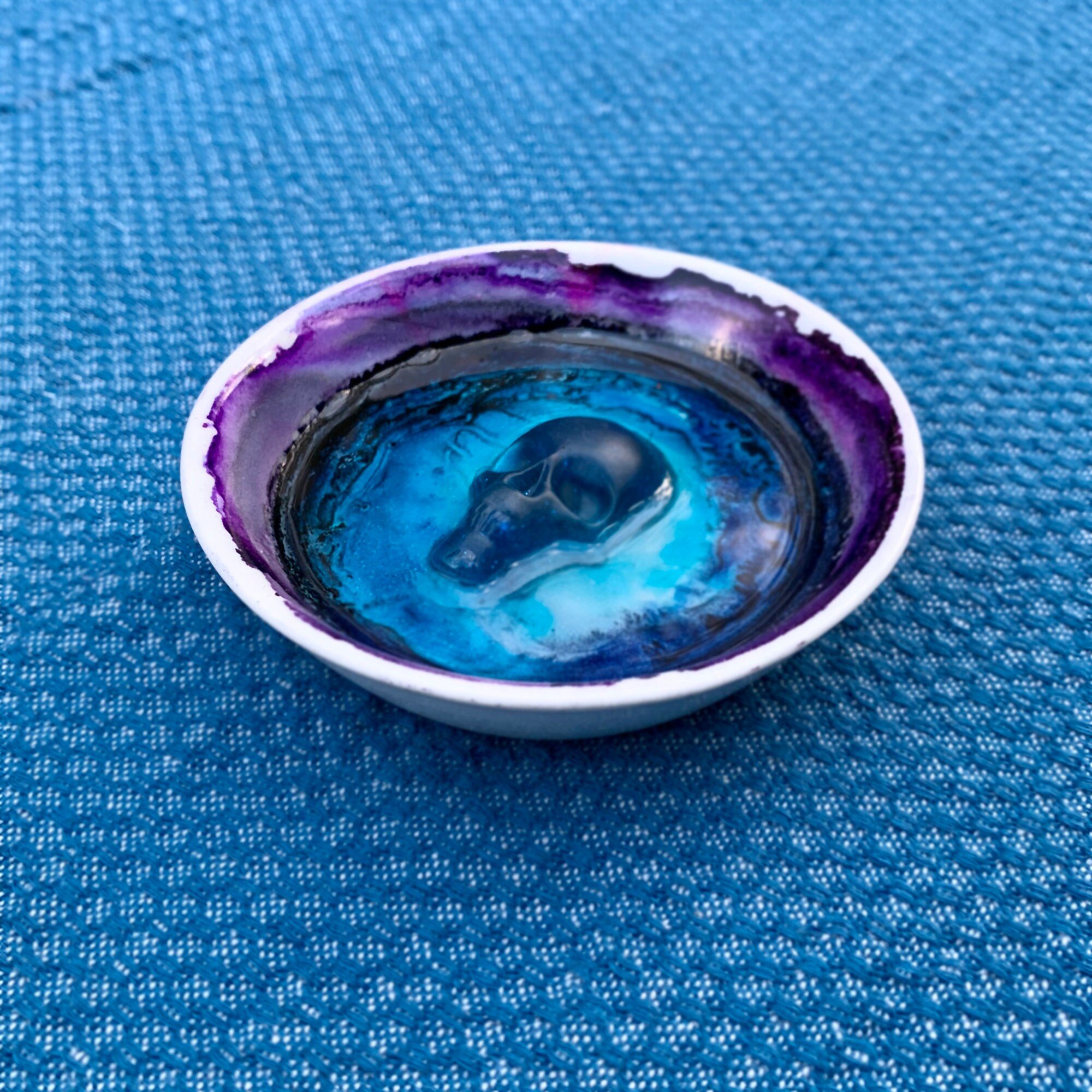 https://i.etsystatic.com/25458552/r/il/745a9b/2657800917/il_fullxfull.2657800917_pol0.jpg