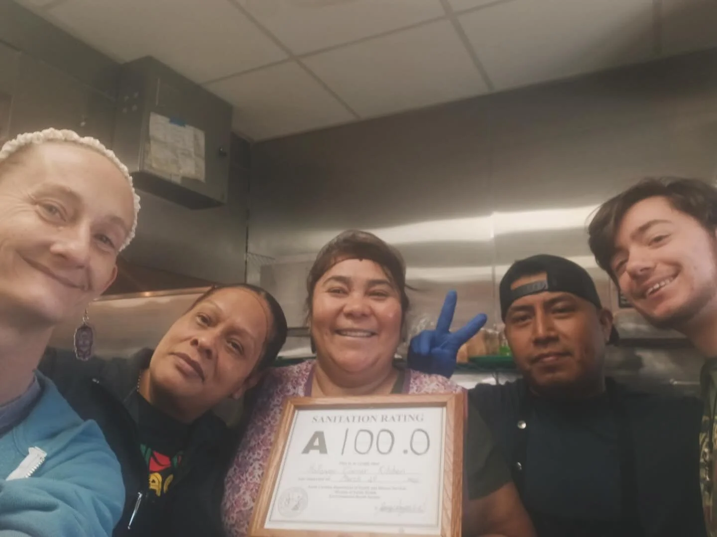 When you hire people, you hope they&rsquo;re going to work hard. THESE PEOPLE (and the rest of our amazing staff) WORK SUPER HARD to keep @hollowaycornerkitchen running like a top and clean as a whistle!!
#hollowaycornerkitchen #elbowgrease