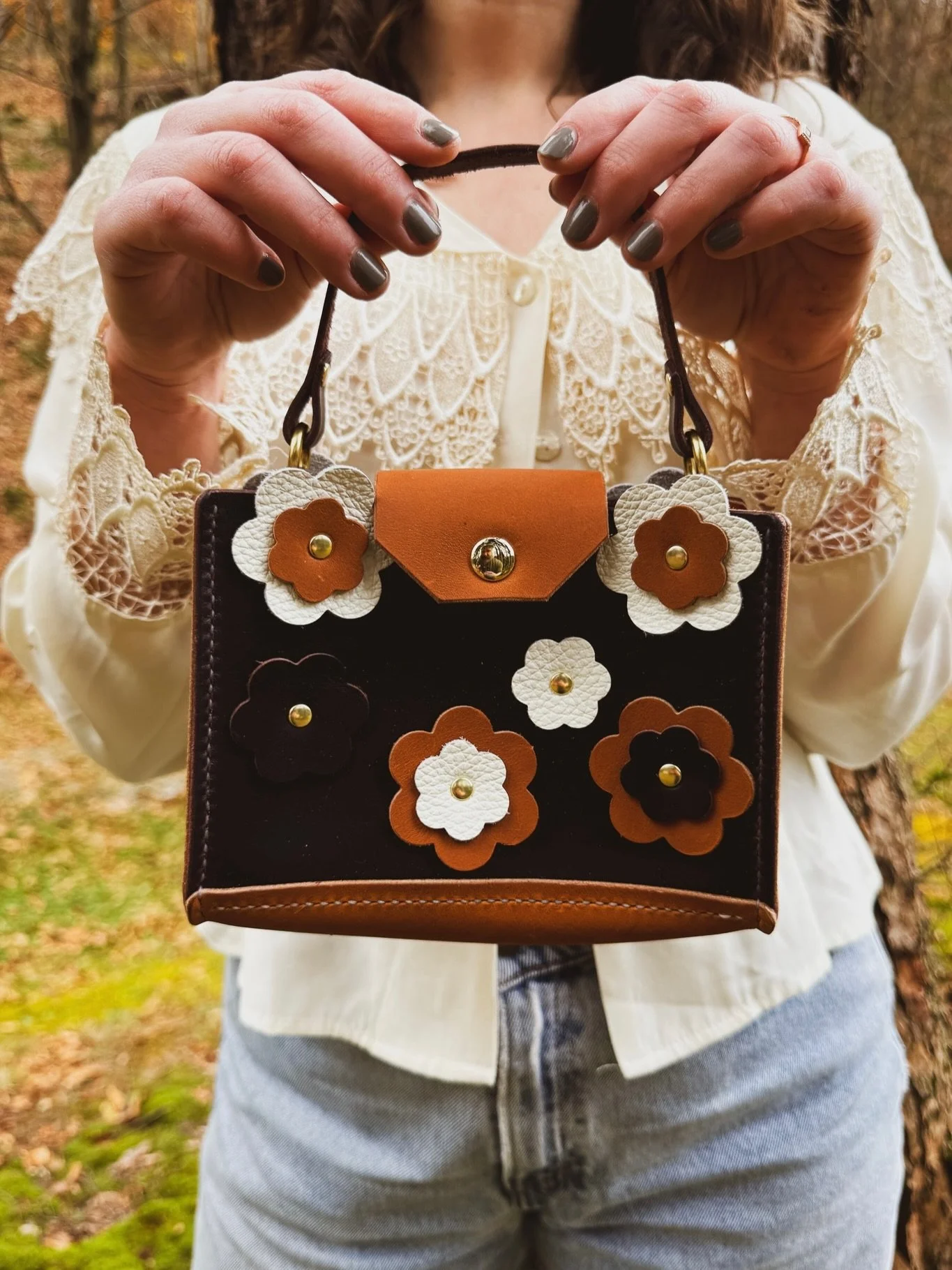 Dayton Friends! Don&rsquo;t Fret! 

Somehow this little cutie survived the beautiful chaos of @craftysupermkt yesterday. Stop by @branch today from 1-4 PM and make it yours because you deserve a sweet little treat from Santa too 😉