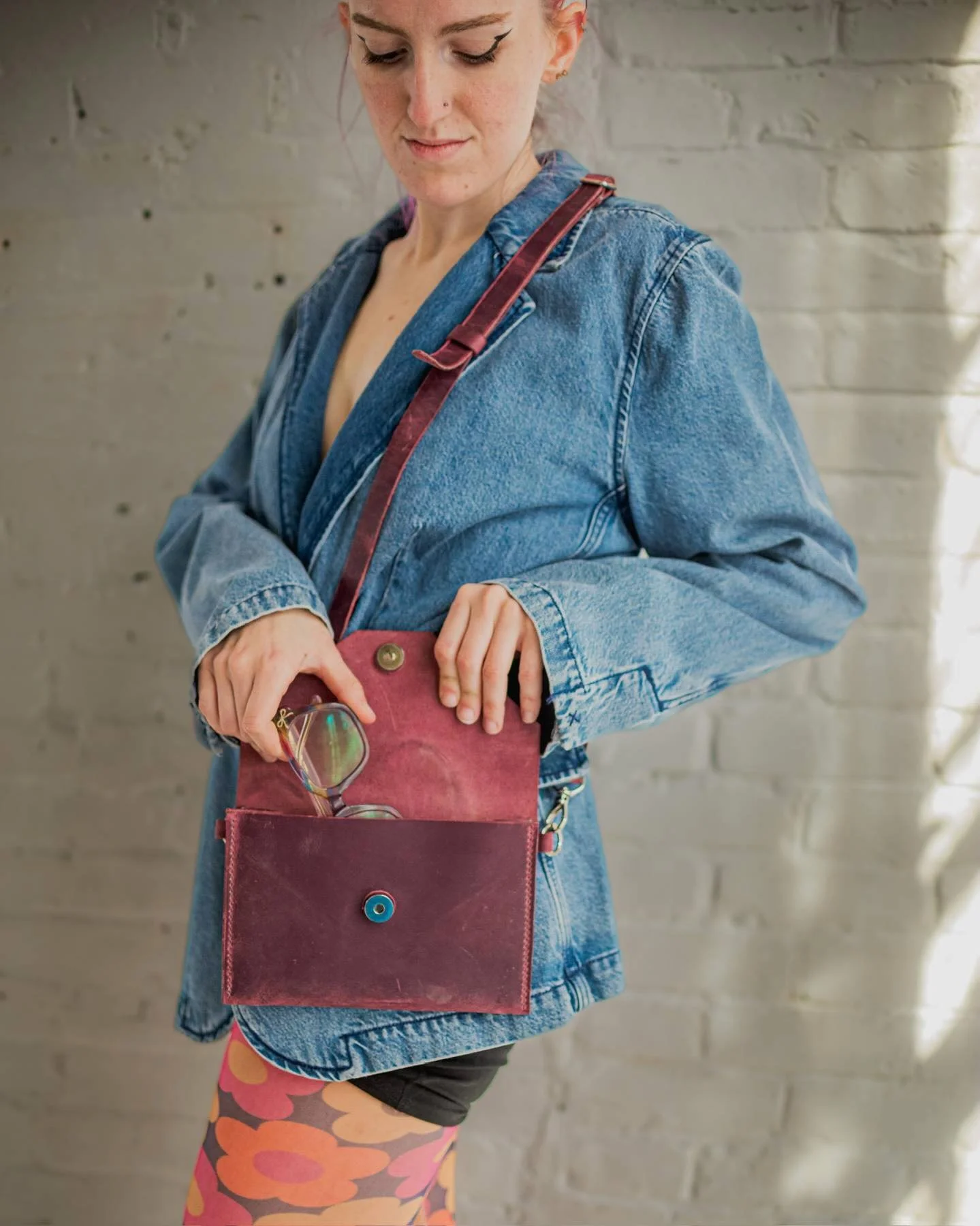 Your everyday carry for just the essentials

Jeraldyne in Mulberry

Find it at @madedayton or Made to Order at middleyakleatherco.com