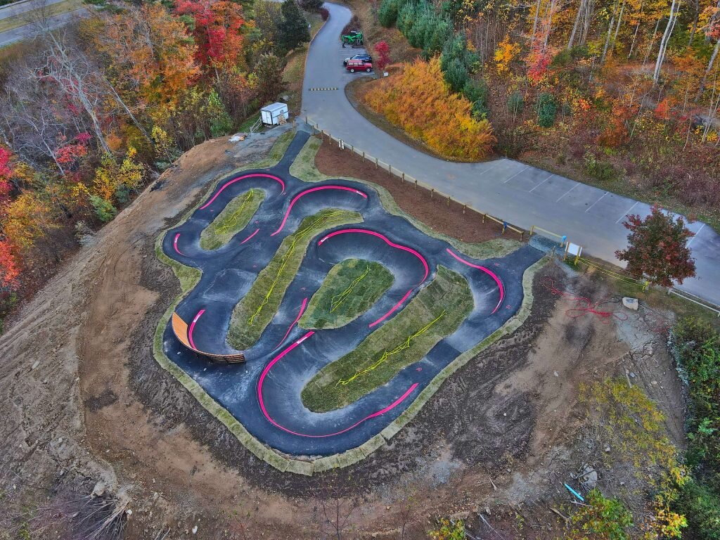 🚴&zwj;♂️ Exciting News! 🌳 The City of Brevard is gearing up for some awesome additions to Tannery Park! We're thrilled to share that design work for a pump track is in the works, and we NEED your input! 🗣️

Follow the link under our bio and let yo