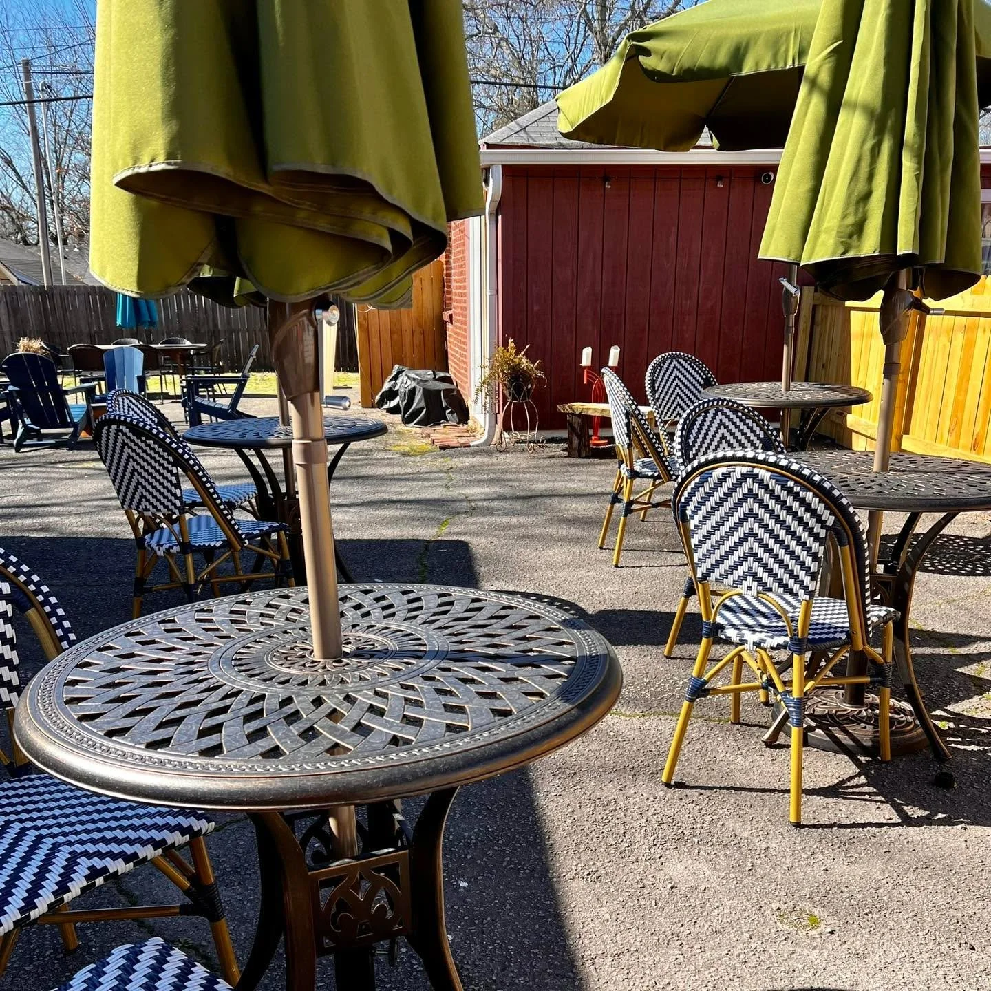 It&rsquo;s brunch day at Ease! Join us from 10-1 for delicious food and drink on our shady patio or comfortable indoor tables. Drop by or make a reservation here: https://ease-supper-club-bistro.tablein.com/en. 

100 W B Ave, NLR.
