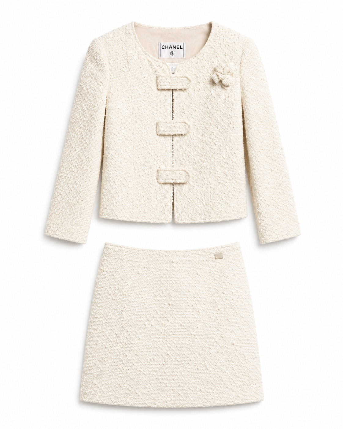 Vintage Chanel Cruise 2004 ivory bouclé jacket and skirt suit — full authenticated set