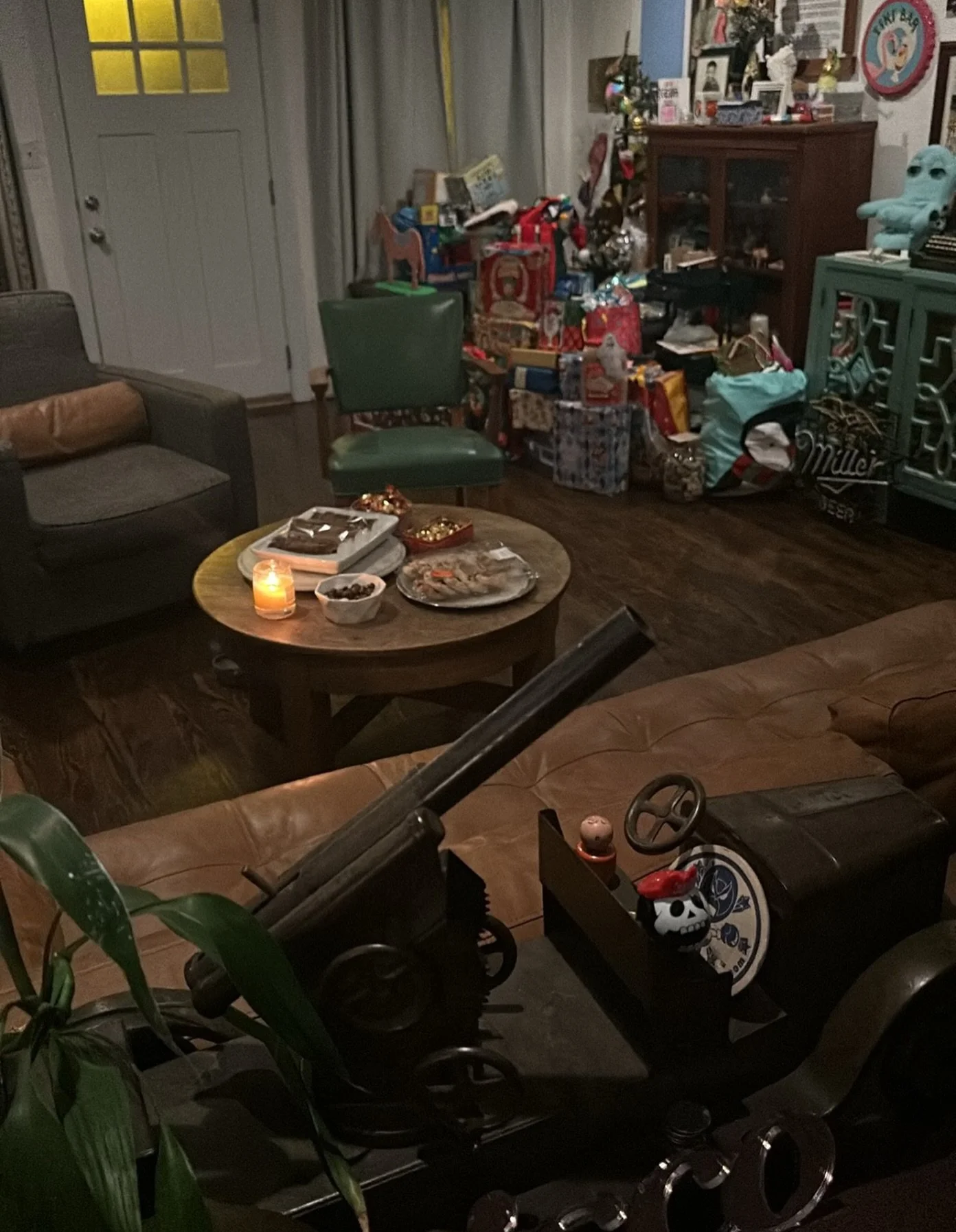 Merry Christmas! 🎄🩵🎁🎉

I woke up at 3:30am to make sure everything is perfect. The &ldquo;kids&rdquo; don&rsquo;t arrive til 11am. I&rsquo;ve baked a blueberry pie, made cheese spreads, bacon-wrapped dates, cheesy hash browns, and the lobster fil