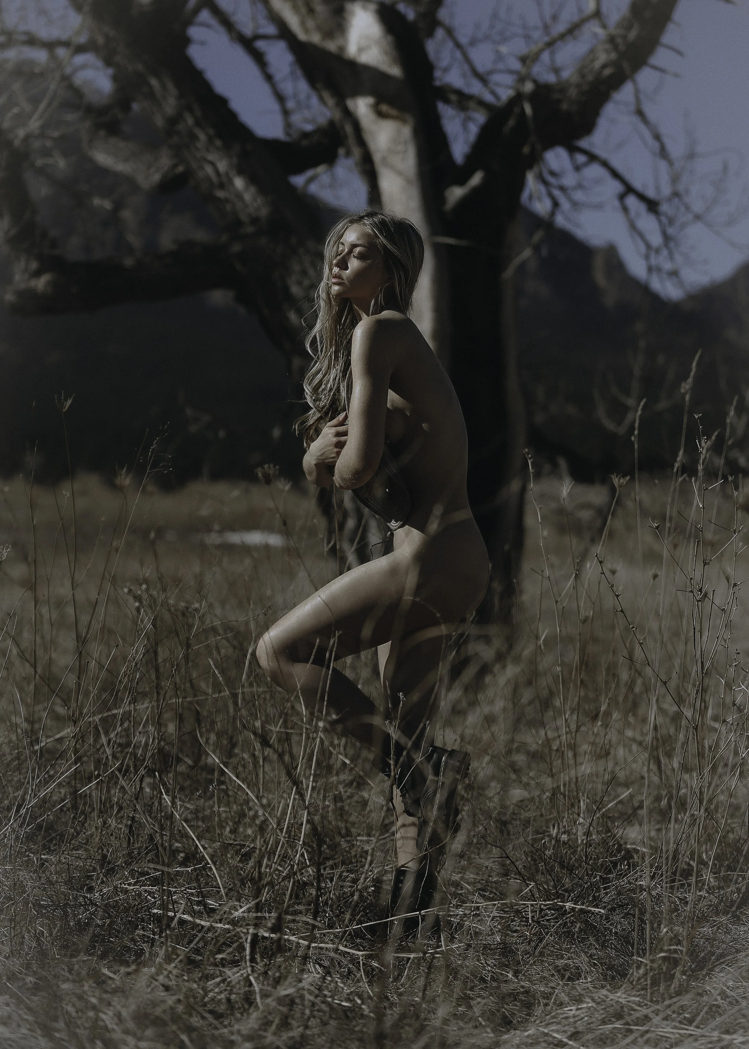 HT9B1252-Edit copy.jpeg