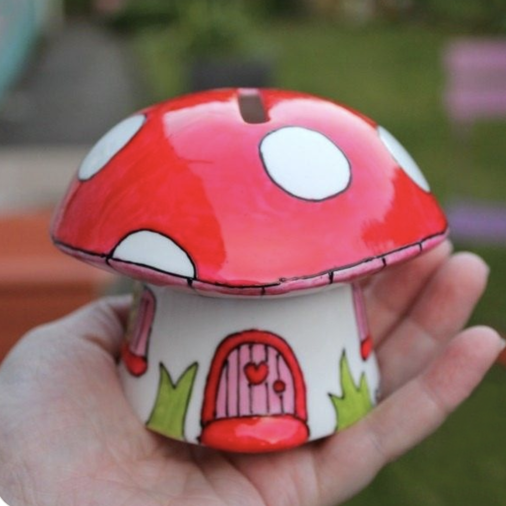 Money Box 2.png