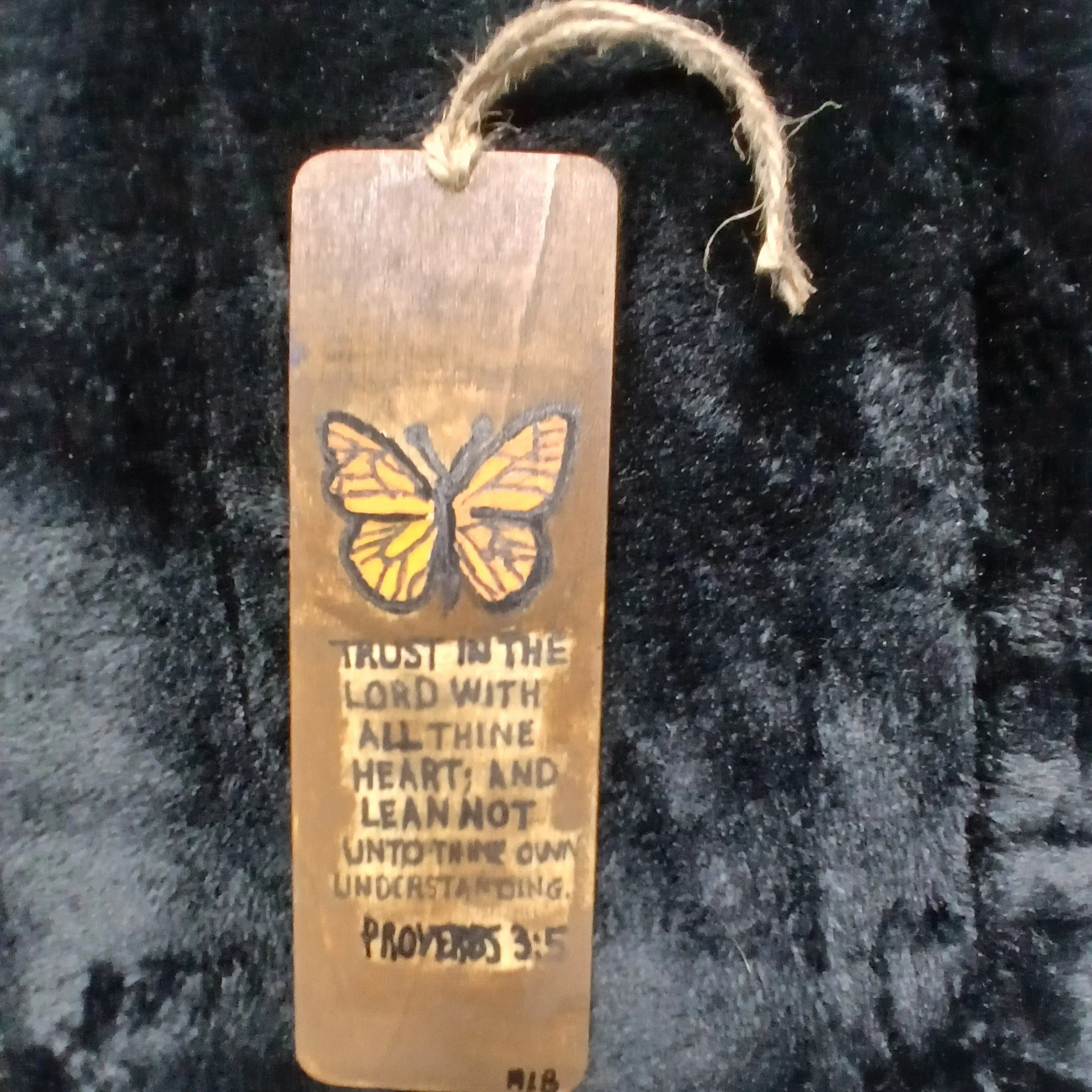 #AC-WB5  Trust in the Lord – Hand-Painted Scripture Bookmark