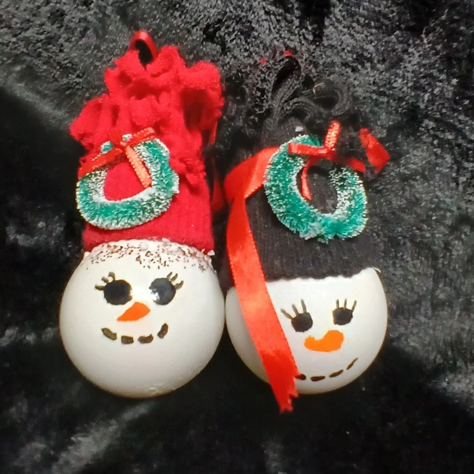 #AC-CO30  Snowman Lightbulb Ornaments