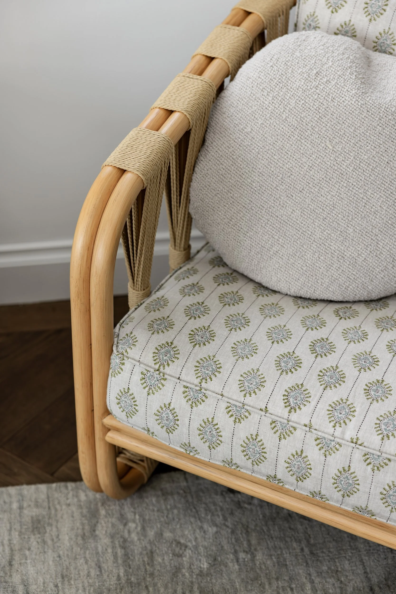 Coastal living room interior design in Manly by Cote Interiors