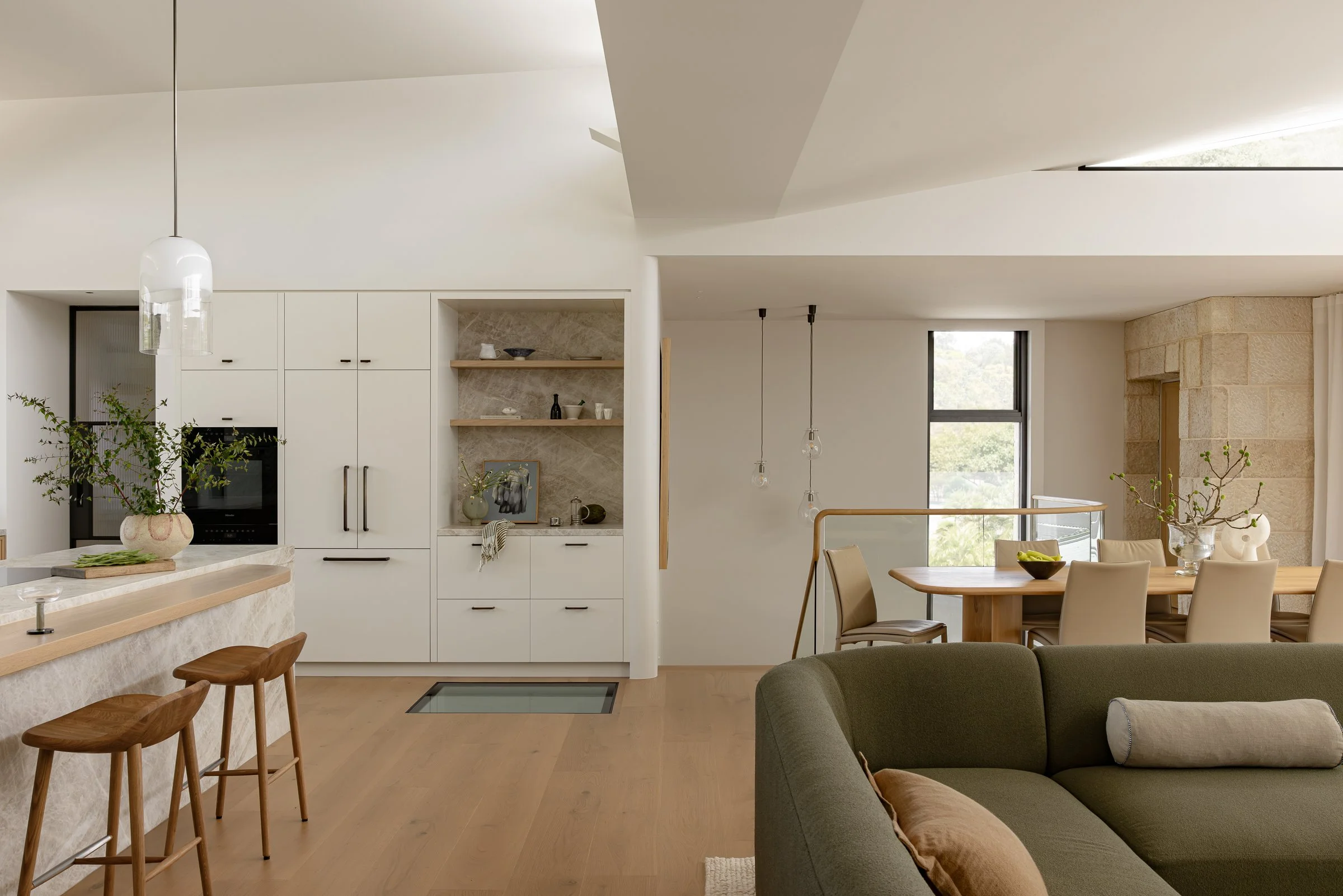 Built-in joinery cabinetry in Northern Beaches coastal home