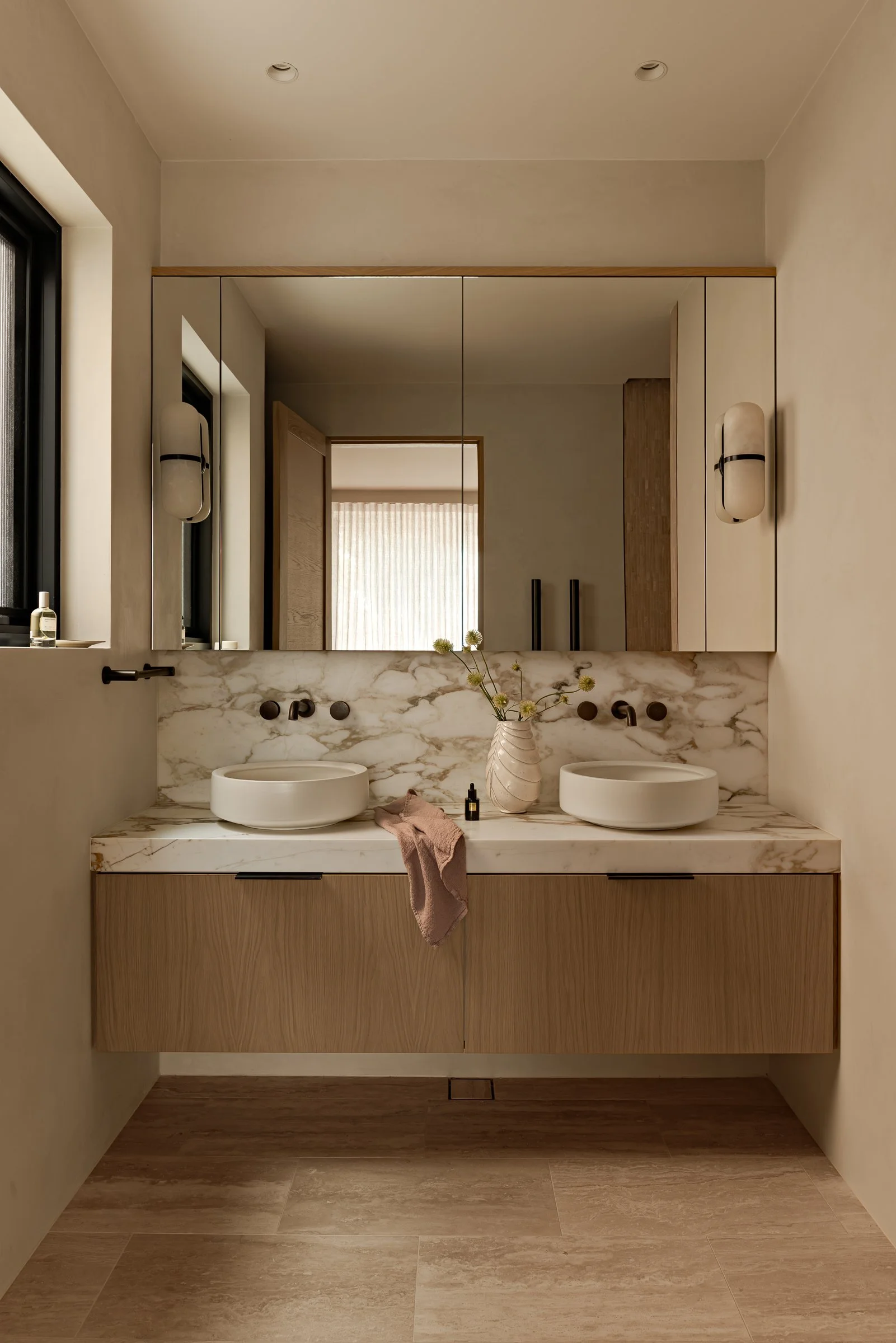 Marble bathroom in Sydney coastal home