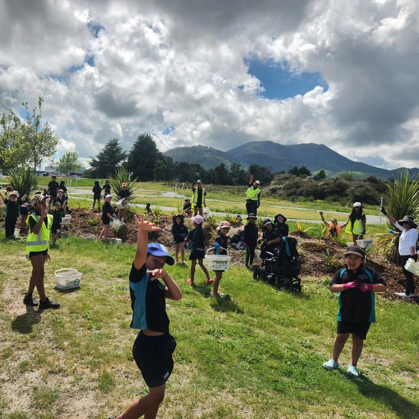 587192644_1430324972426415_7452132601665532834_n - Copy.jpg