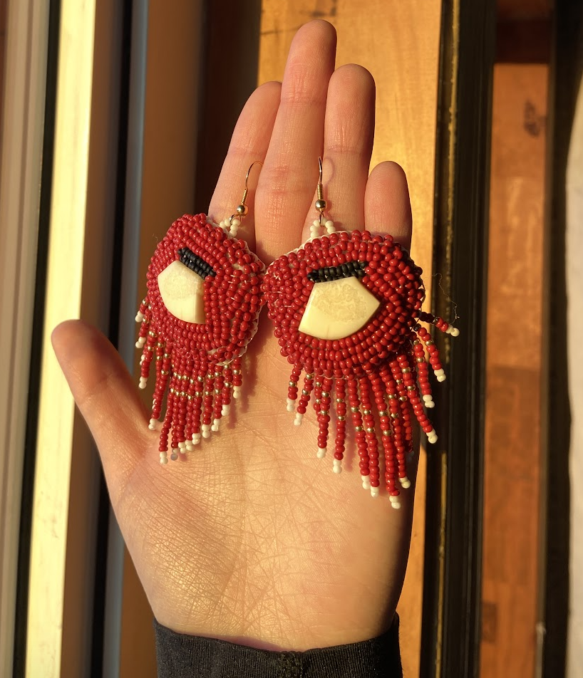 Celine Alakayak - Ivory/Beaded Uluaq
