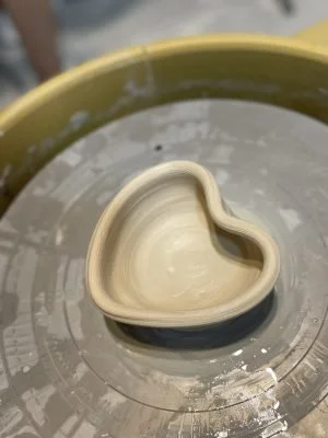 4 sessions! Valentine's Couples Wheel Throwing Try-It Class