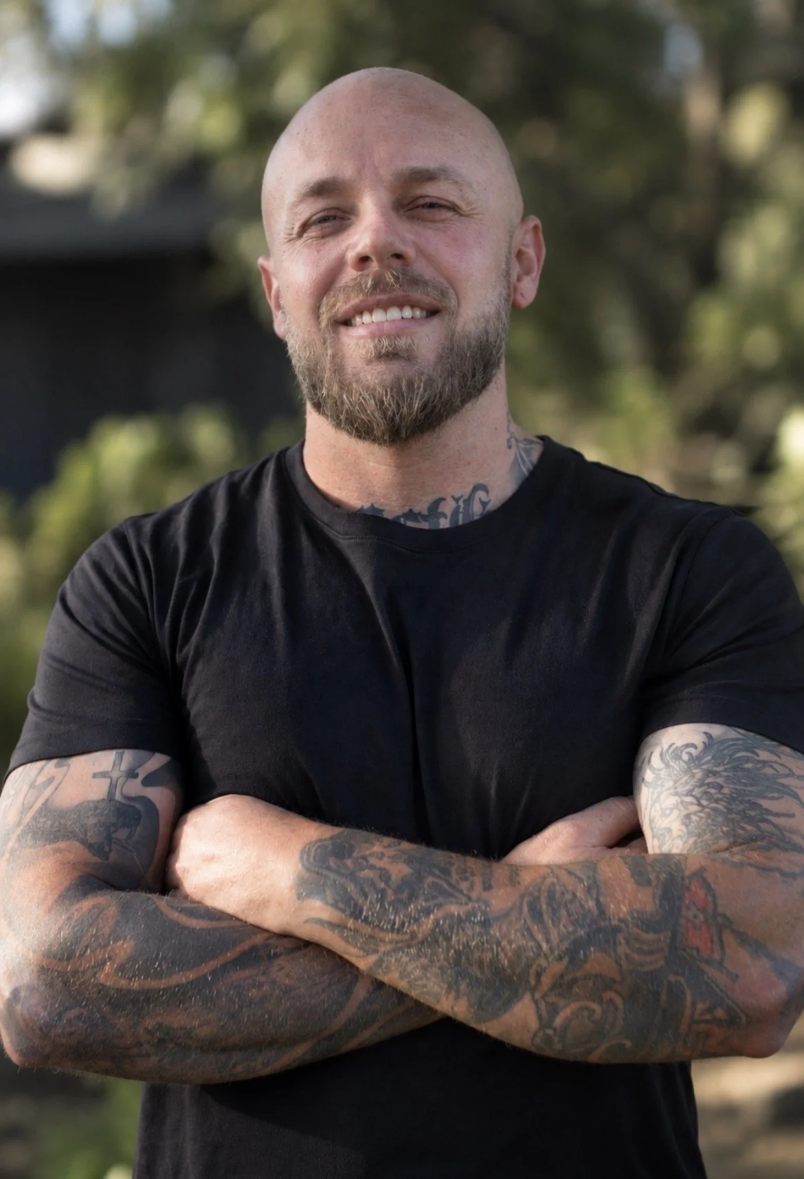 Jeremy Starrs, owner of Local Dad Lawn & Garden. Local Dad is a garden maintenance and lawn mowing business in Cairns QLD servicing palm cove, Clifton beach, kewara beach, Smithfield, trinity beach, trinity park, kamerunga, caravonica, Redlynch.
