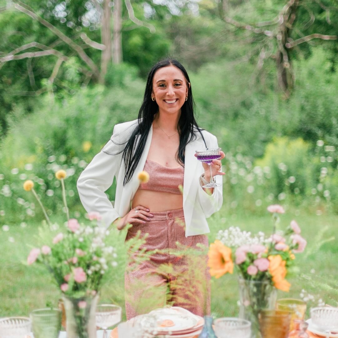 Hey everyone! It&rsquo;s Caroline, co-owner of You&rsquo;re Invited, 2024 micro-wedding bride + YOUR go to gal for all things micro-weddings!💕

Being able to connect with our couples + make their wedding planning journey unique, fun + stress-free ar