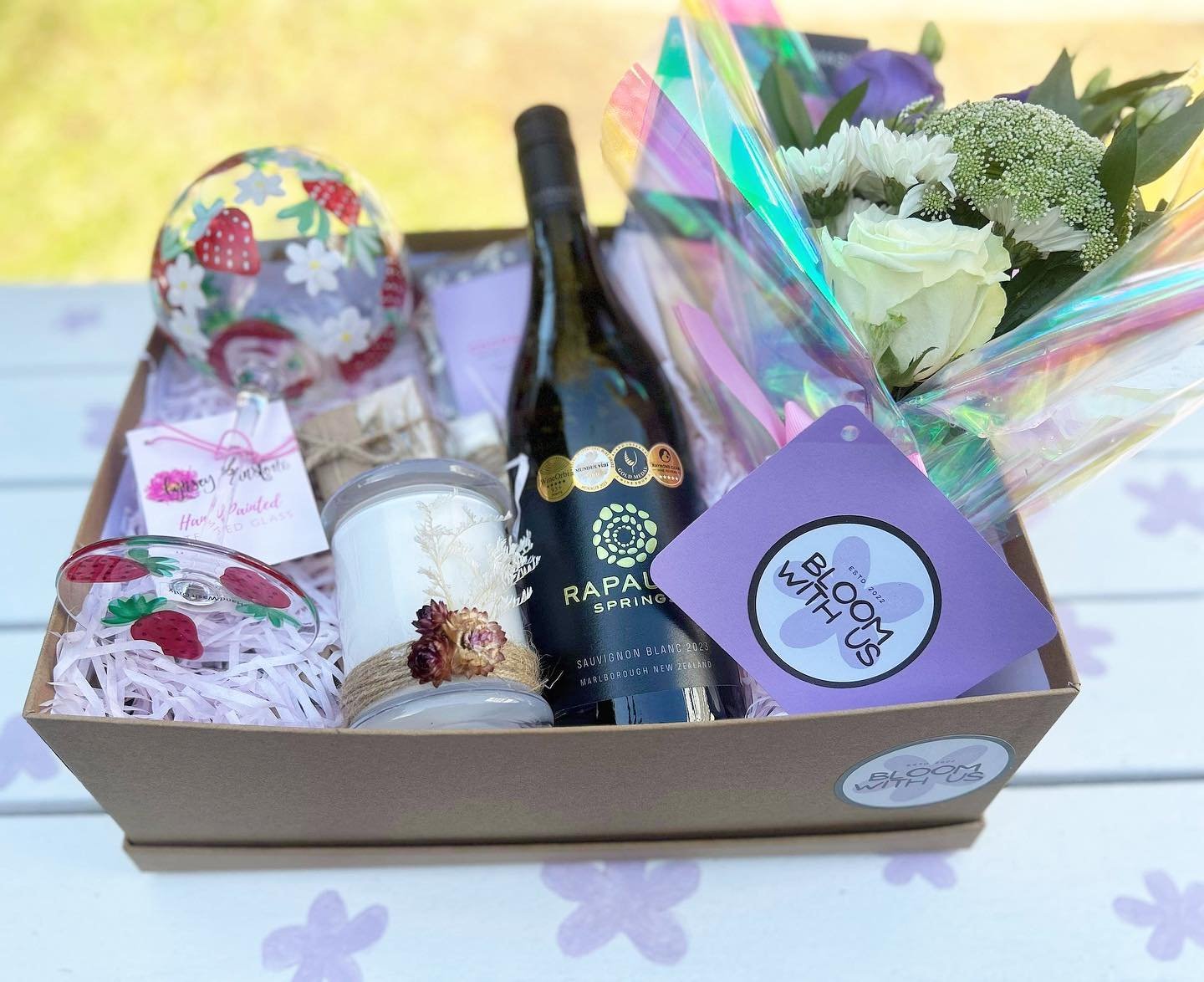 Mother&rsquo;s Day is coming up! What about the beautiful &lsquo;Hamper for Her&rsquo; available for orders online 

https://www.bloomwithus.com.au/shop/p/hamper-for-her