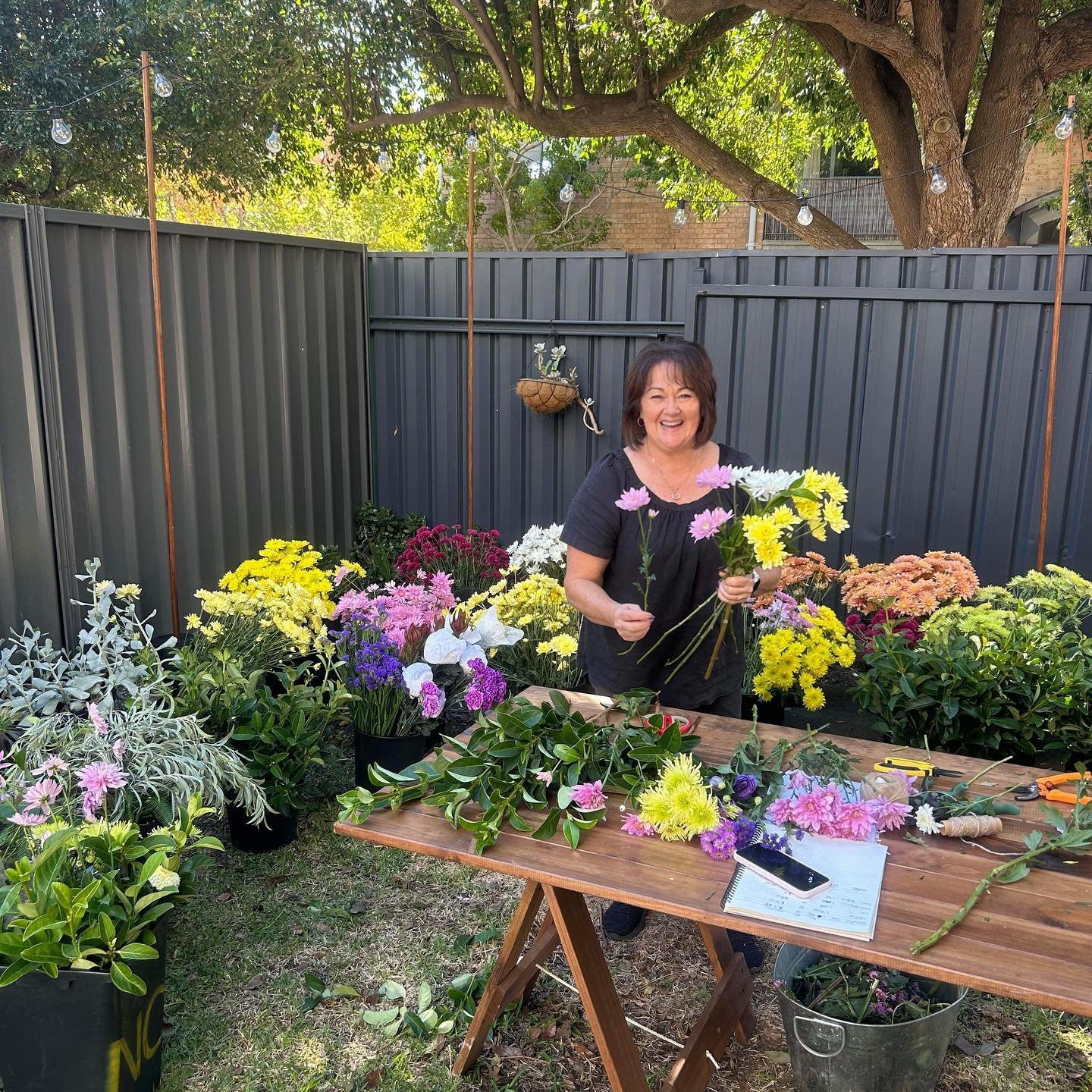 Mothers Day orders are now open for online purchases. We will have market bunches from $35 for pick up at @thejunctionfair kiosk and at our Bishopsgate St Wickham Cafe on Saturday 💐💓

Order online at www.bloomwithus.com.au