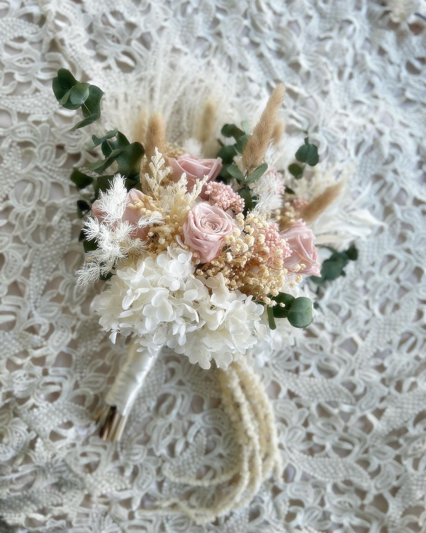 Some recent dried wedding pieces we&rsquo;ve worked on 🥰