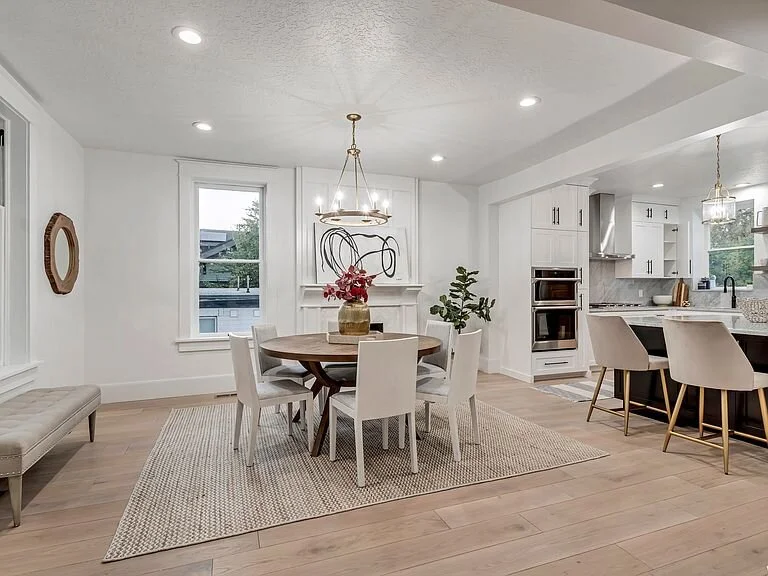 Copy of 332b84deeef8ecfc4c87e88112f2d941-cc_ft_768 (1).jpg