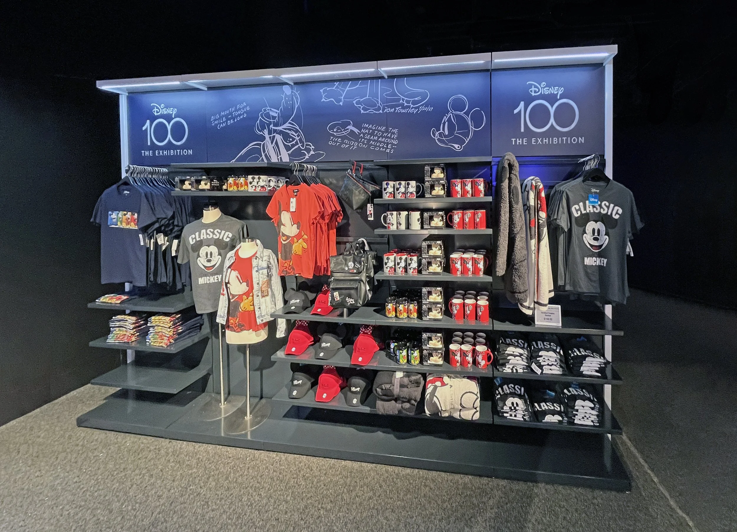 Classic Mickey wall2.jpg