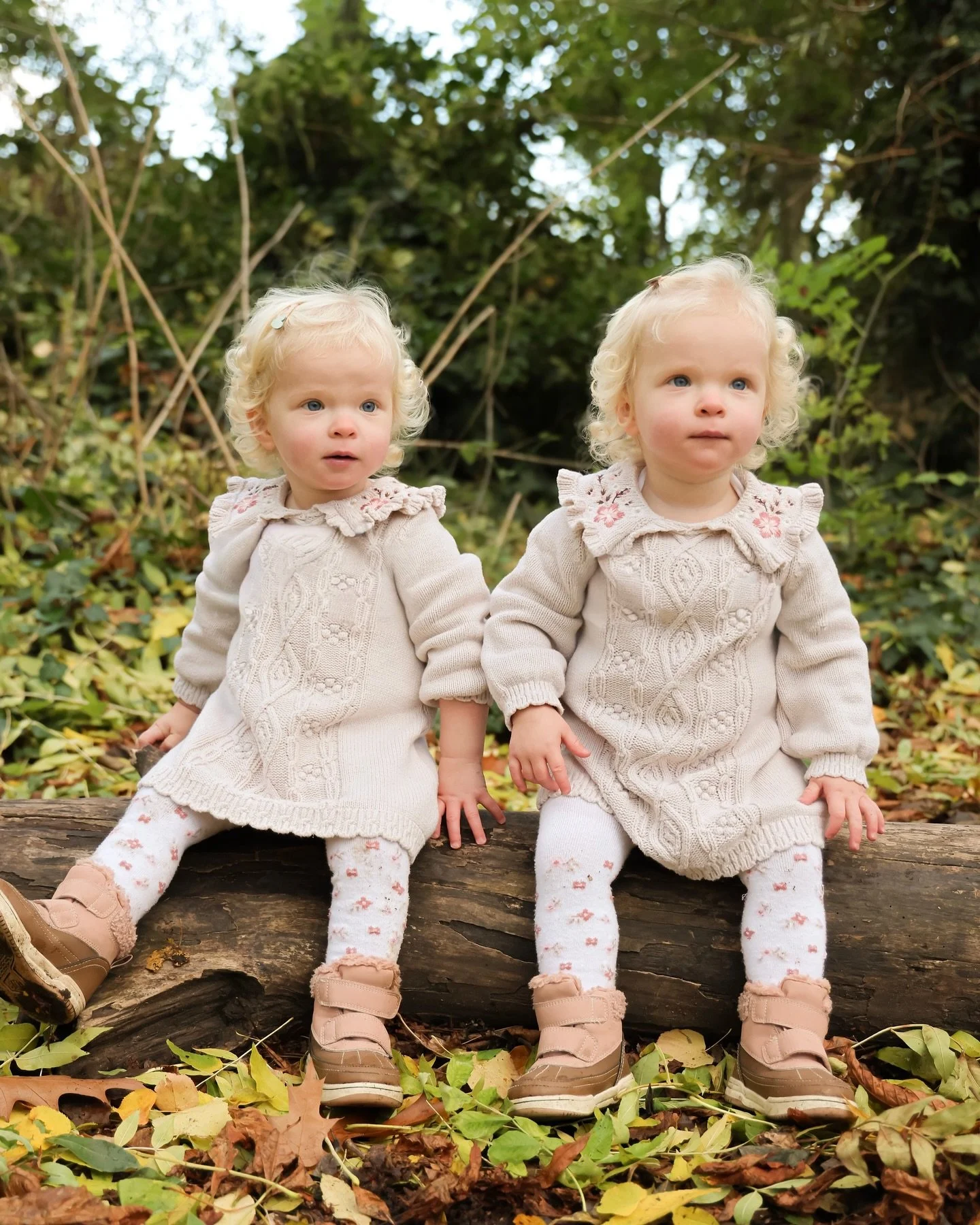 🍁L&amp;S 🍁
.
.
.
Family Photographer 
London Family Photographer 
Newborn Photographer
Twins