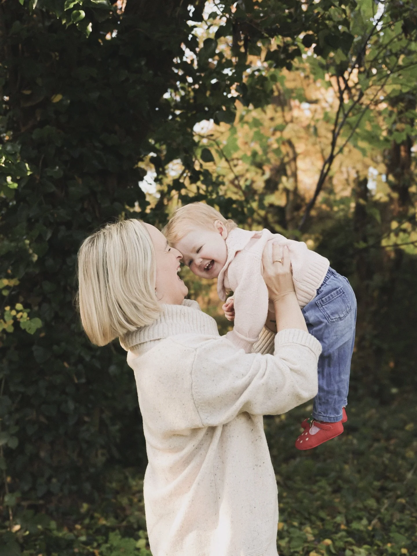 Outdoor Autumn Family Session
Mama: @heyitstannagh 
Little one: Josephine
Location: Wimbledon Park