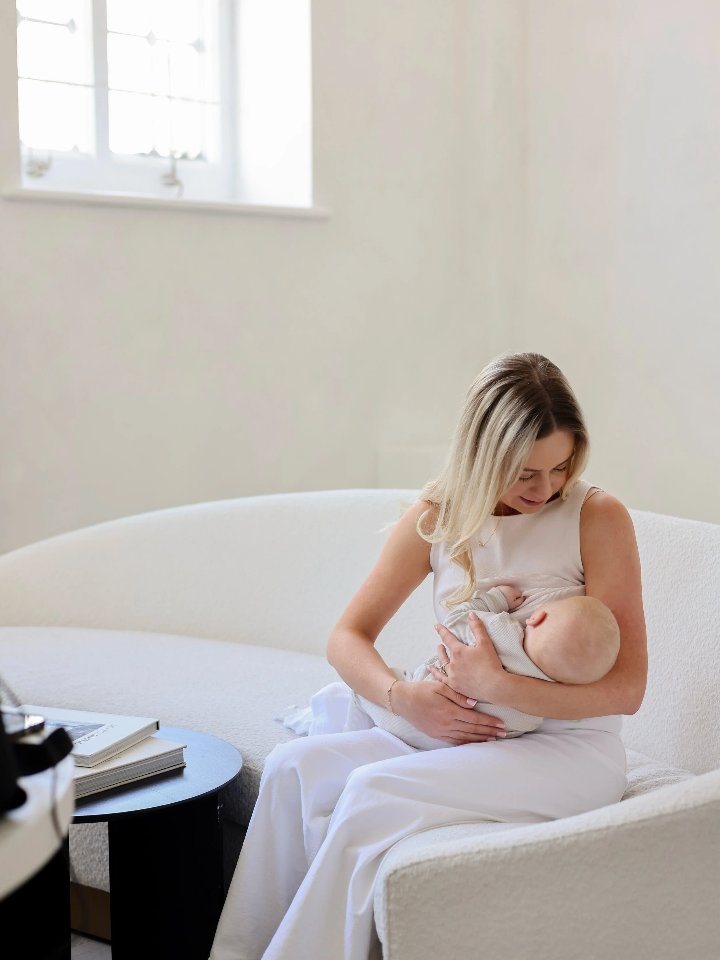 Mama: @rachmoynihan with her son, Caelen 
Studio: @homebodycollectionuk 
Collection: 3 Month Milestone 
.
.
.
Family Photographer, Newborn photographer, Pregnancy, Motherhood, London Family Photographer