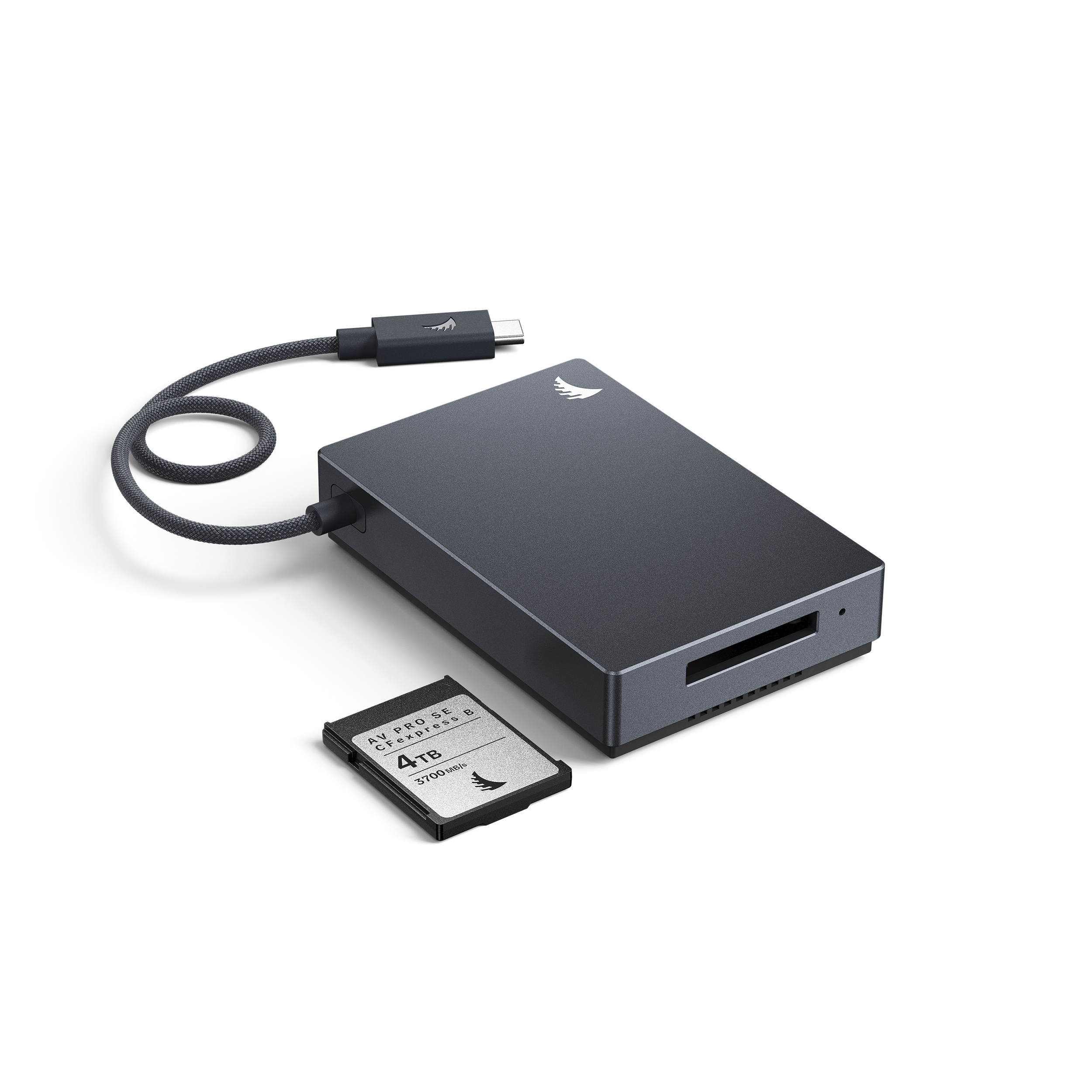 Performance-Card-Reader-CFexpress-B_03_Web_3000x3000_20250512.png